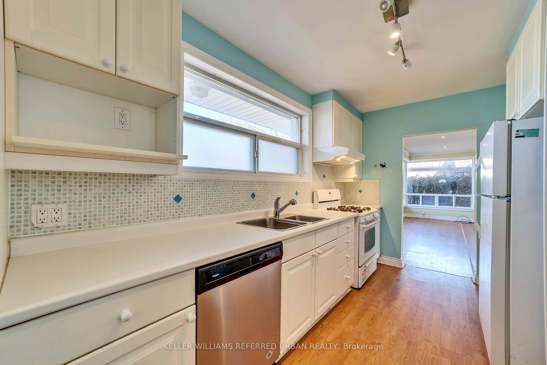 286 Churchill Avenue
