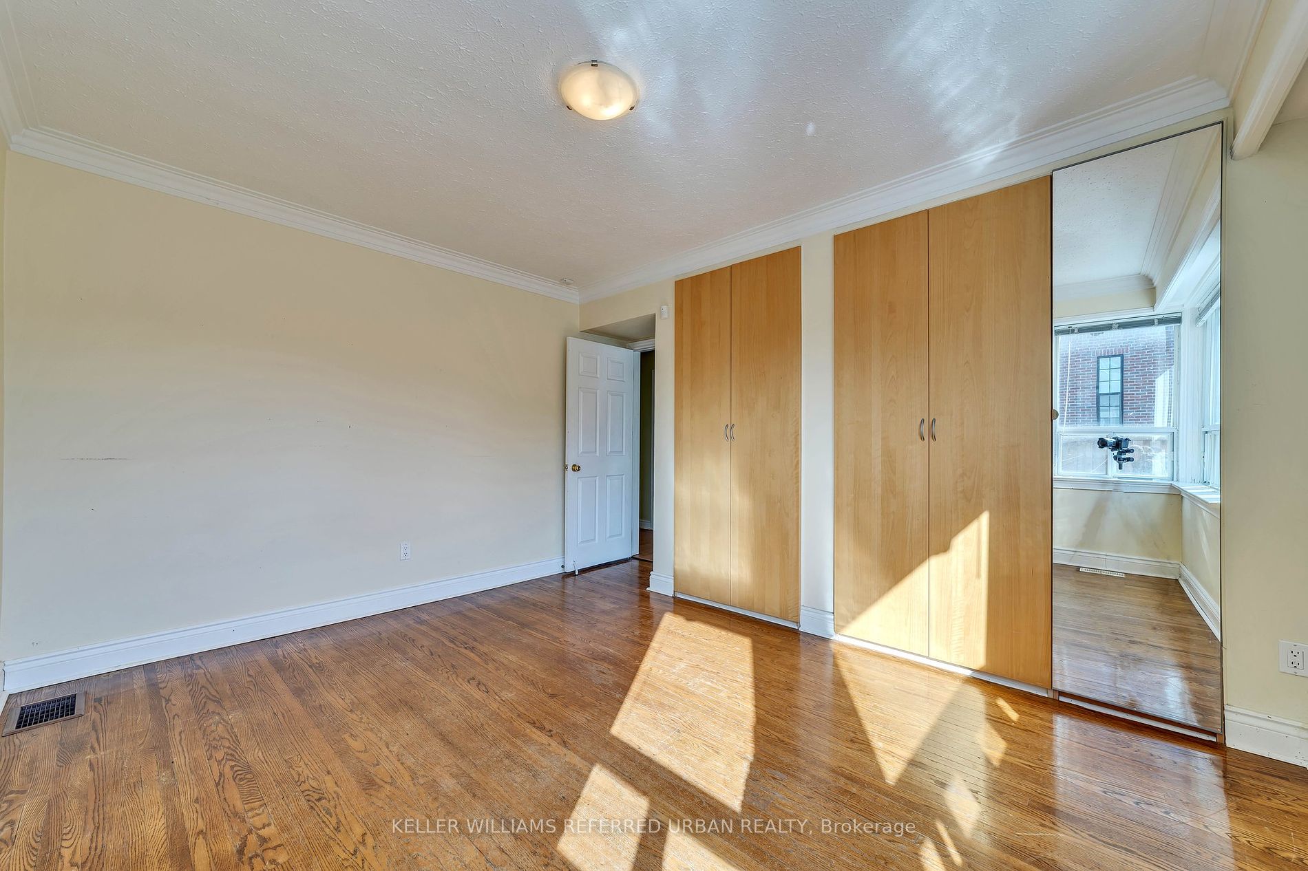 286 Churchill Avenue