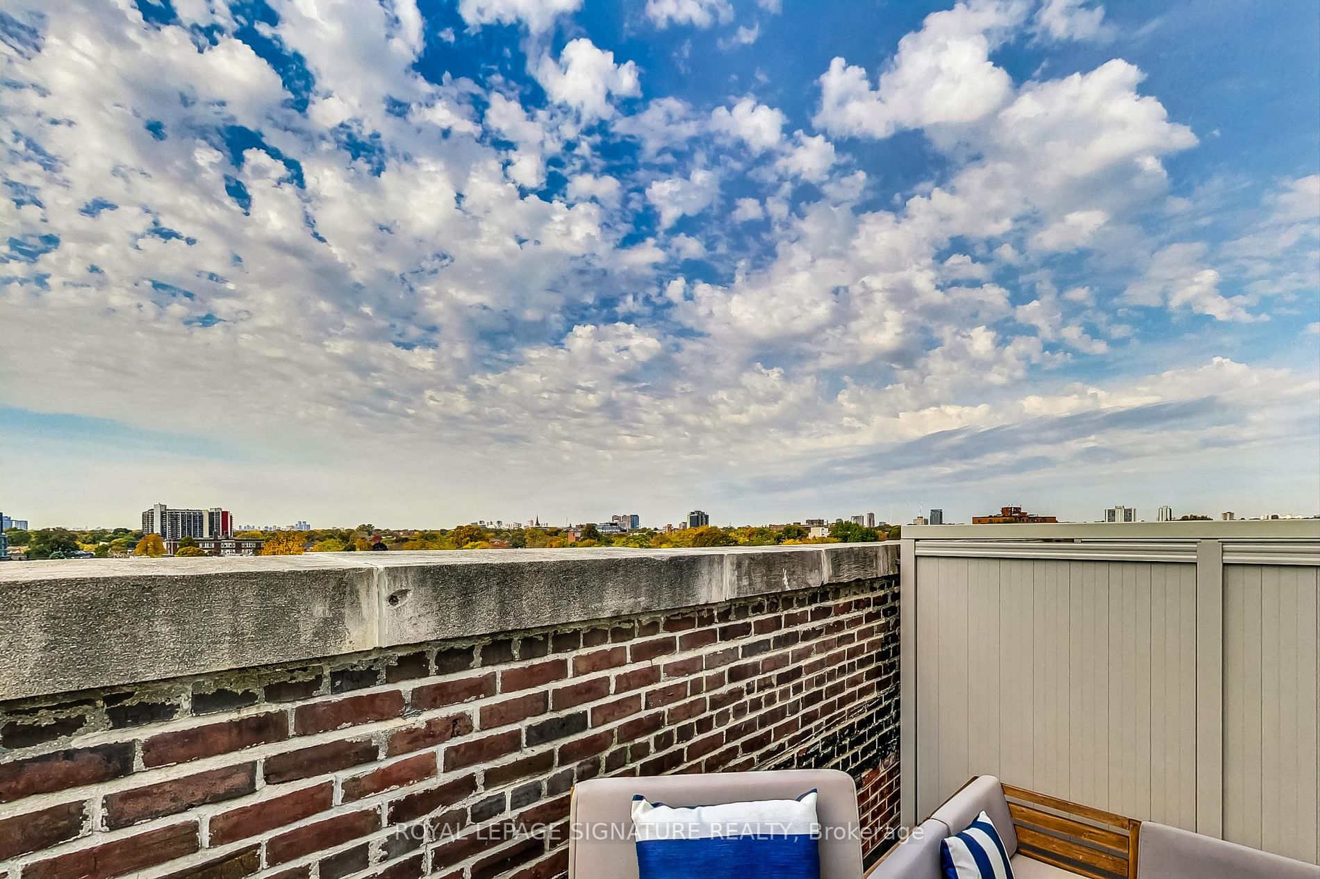 183 Dovercourt Rd, #Ph5