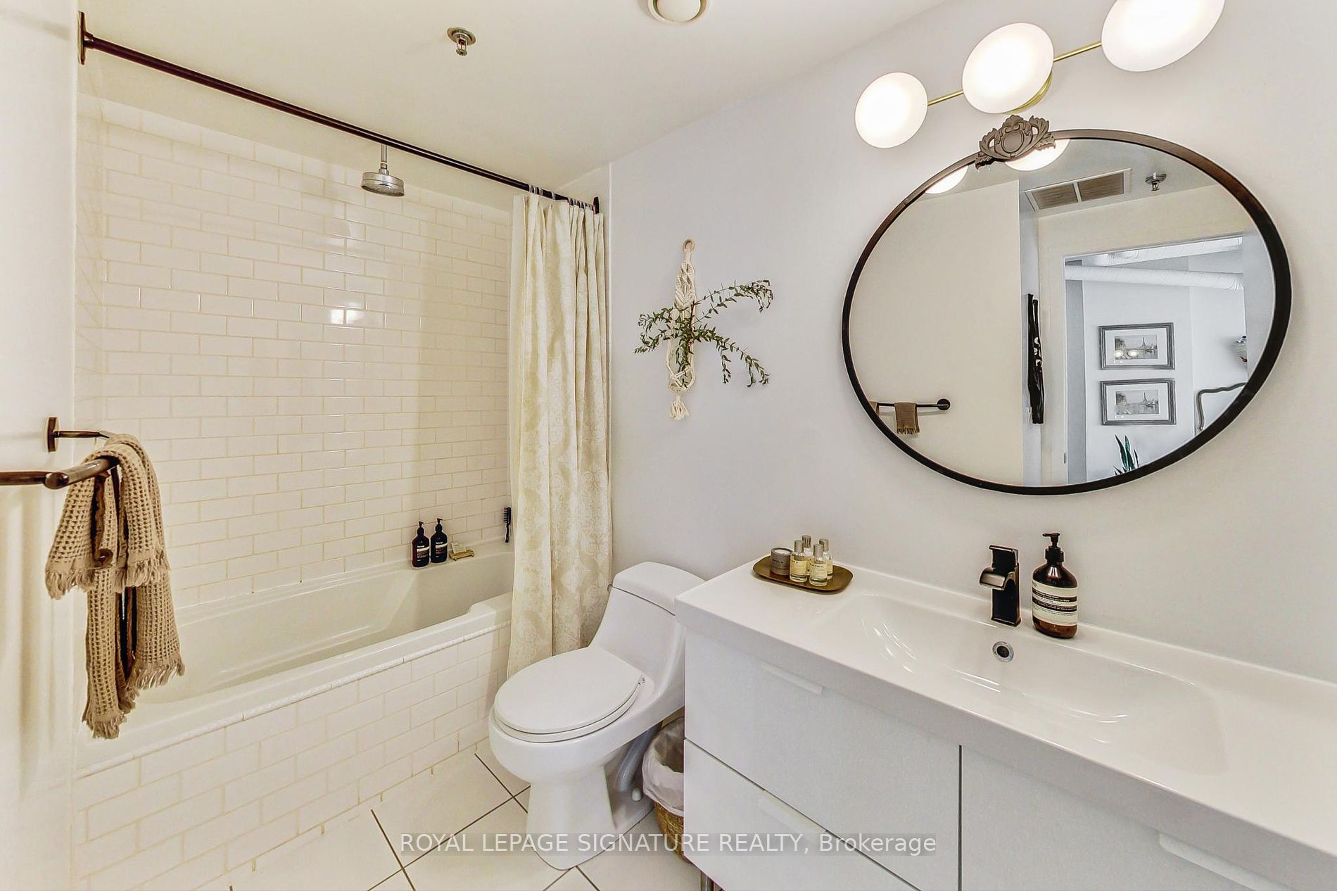 183 Dovercourt Rd, #Ph5