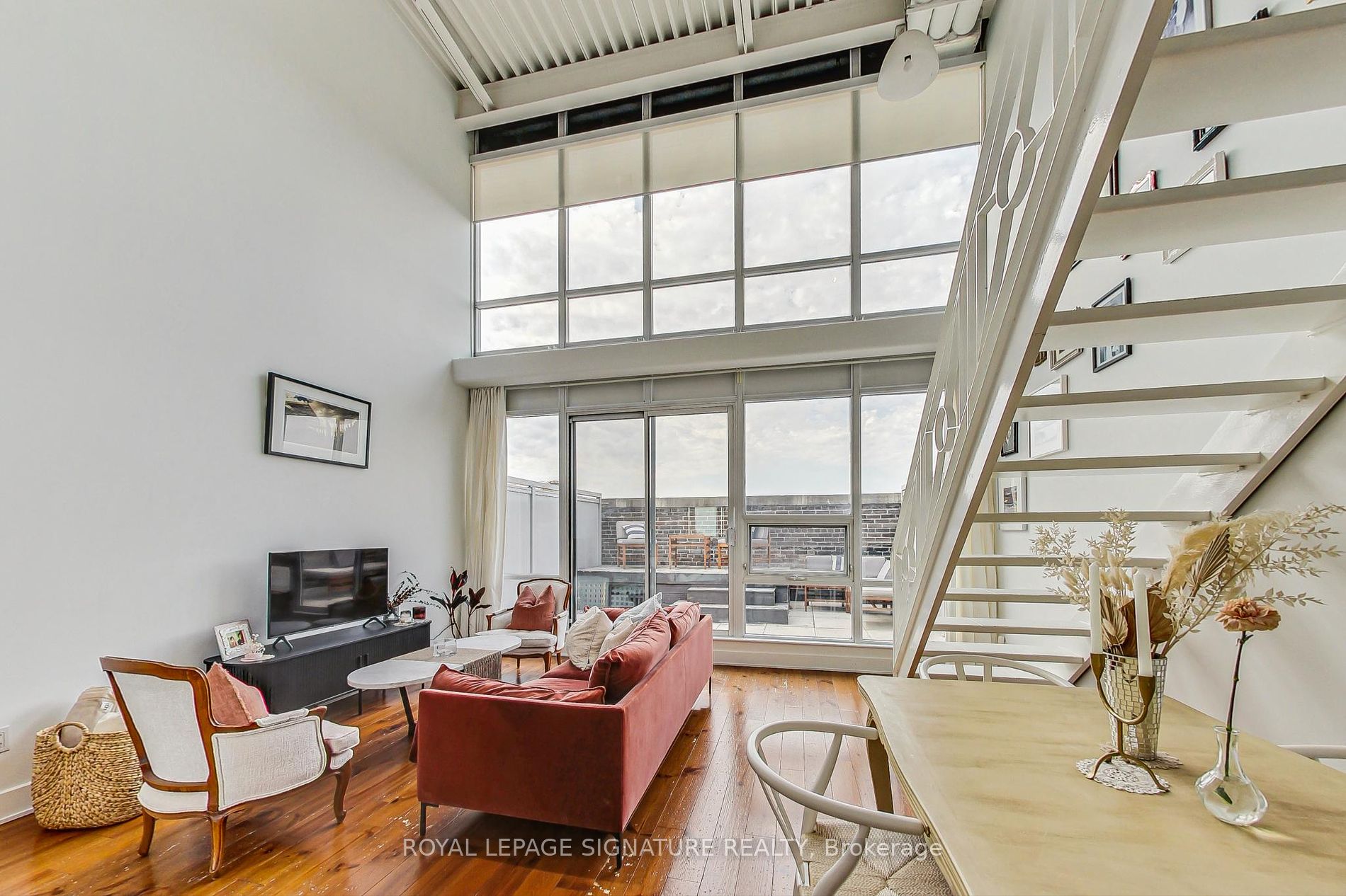 183 Dovercourt Rd, #Ph5