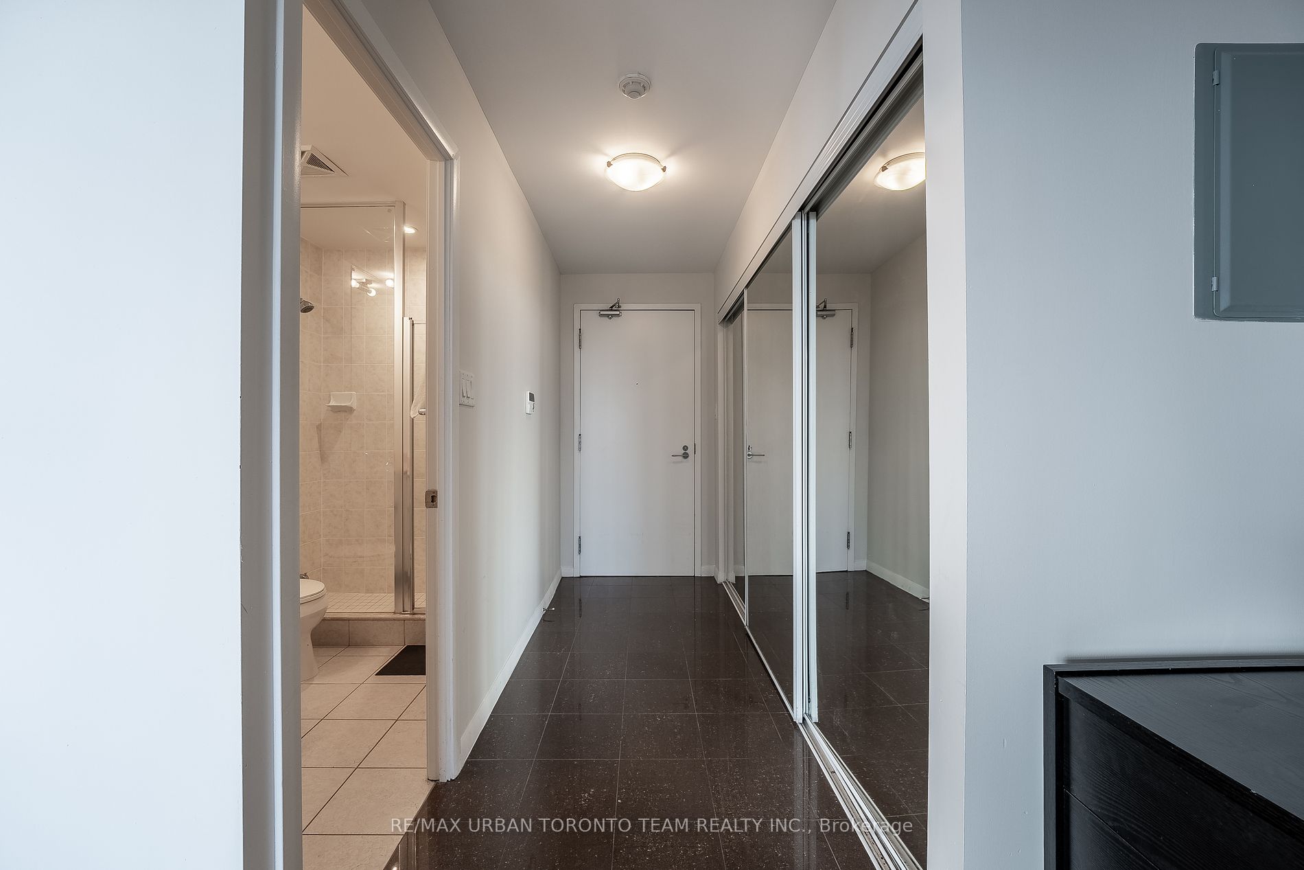 38 Grenville Street, #3207