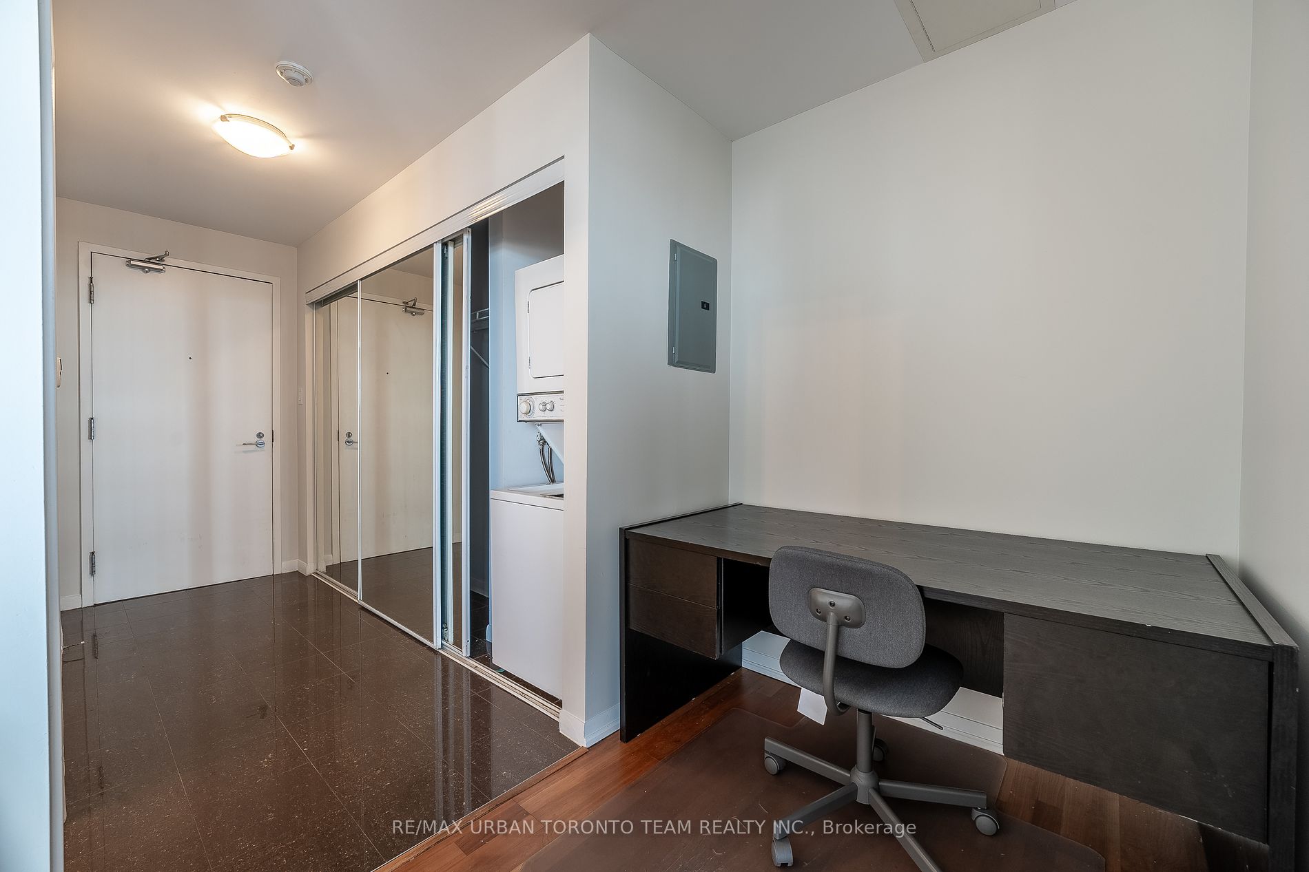 38 Grenville Street, #3207
