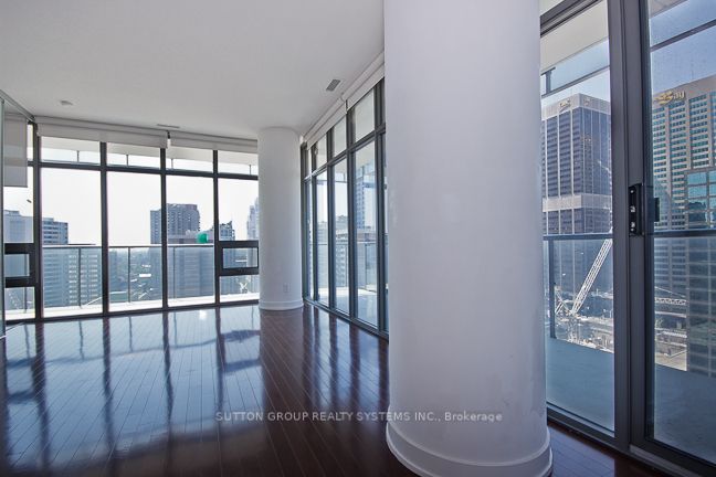 33 Charles Street E, #1609