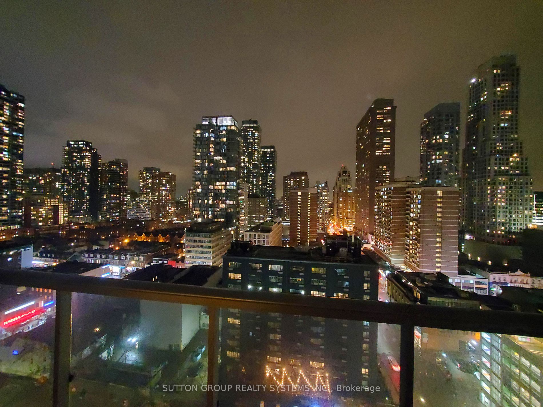 33 Charles Street E, #1609