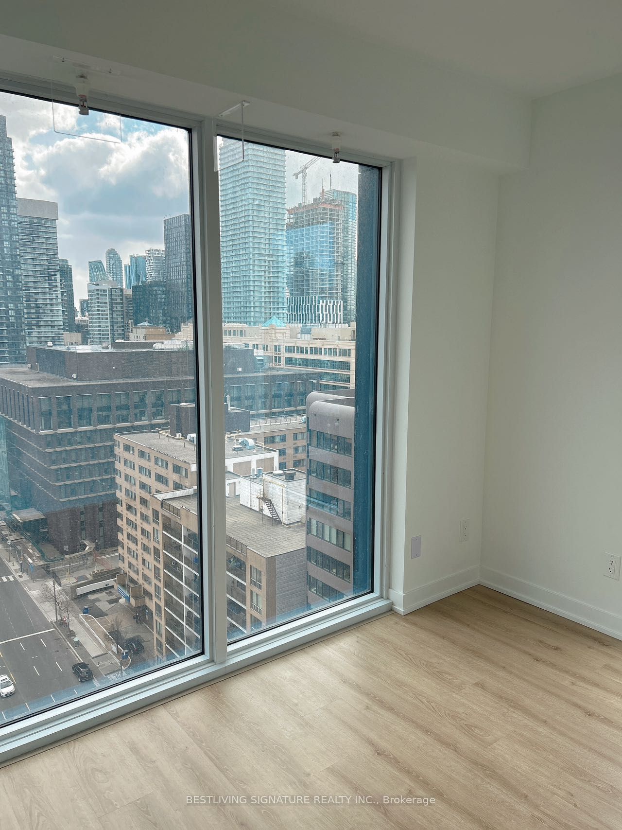 319 Jarvis Street #1802