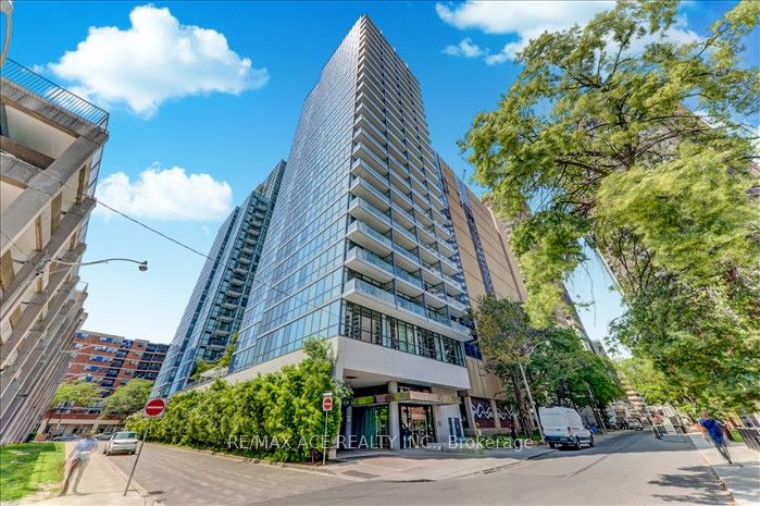 210 Simcoe Street, #1208