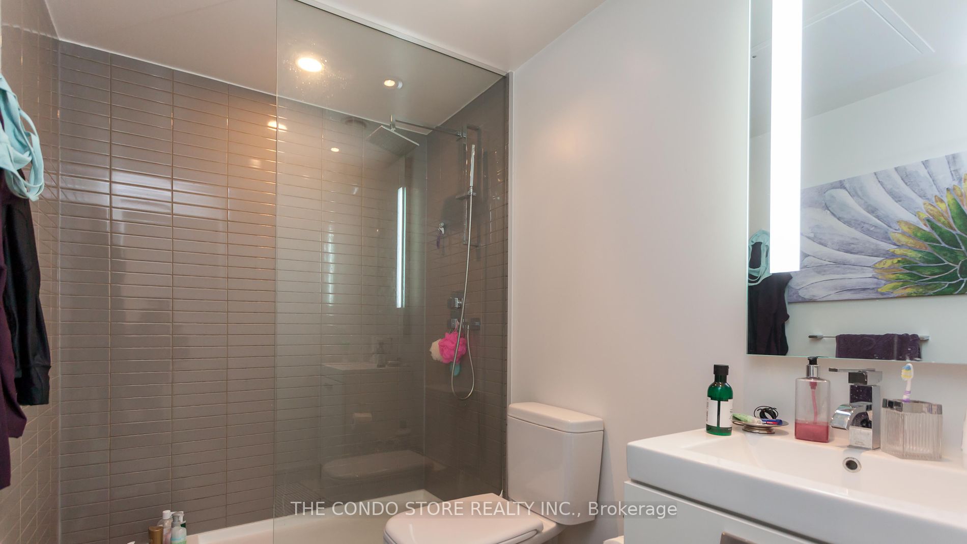 629 King St W, #1207