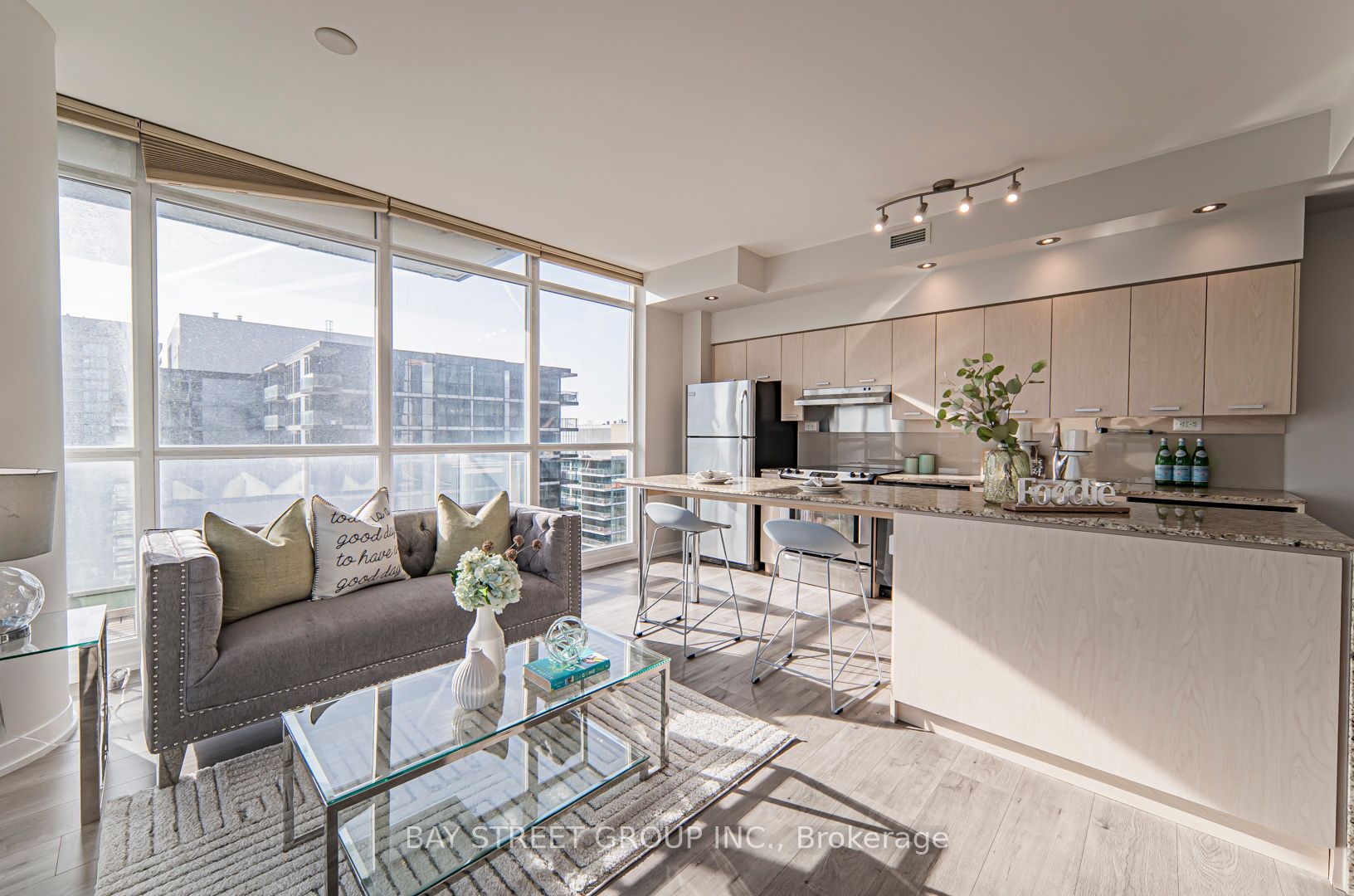 29 Singer Court #1802