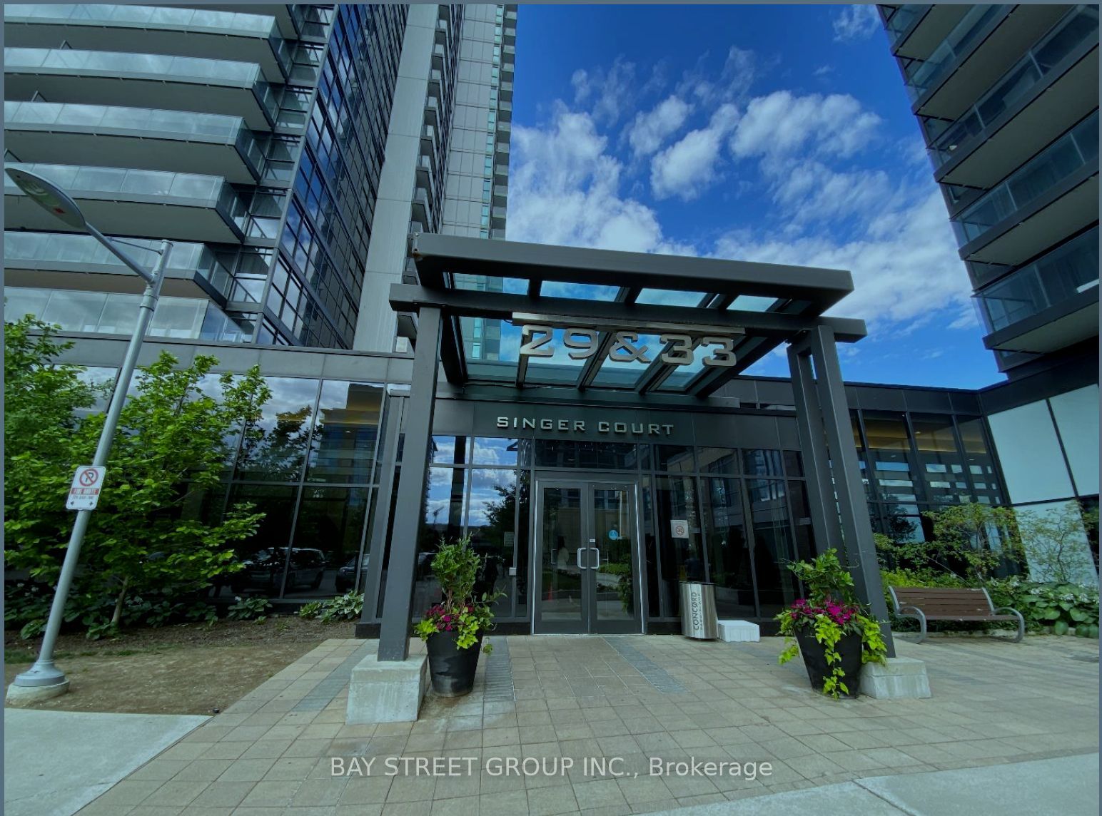 29 Singer Court #1802