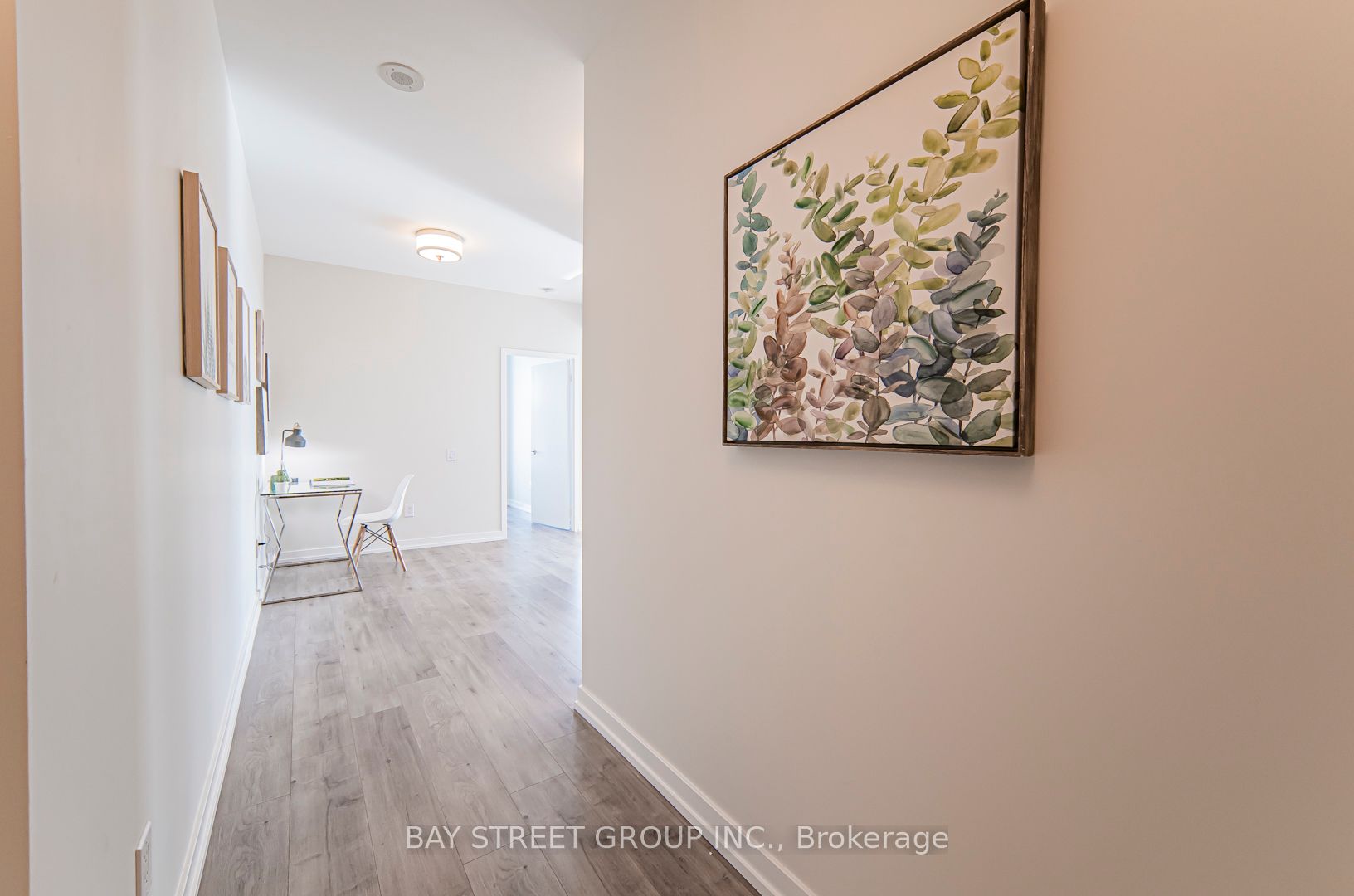 29 Singer Court #1802