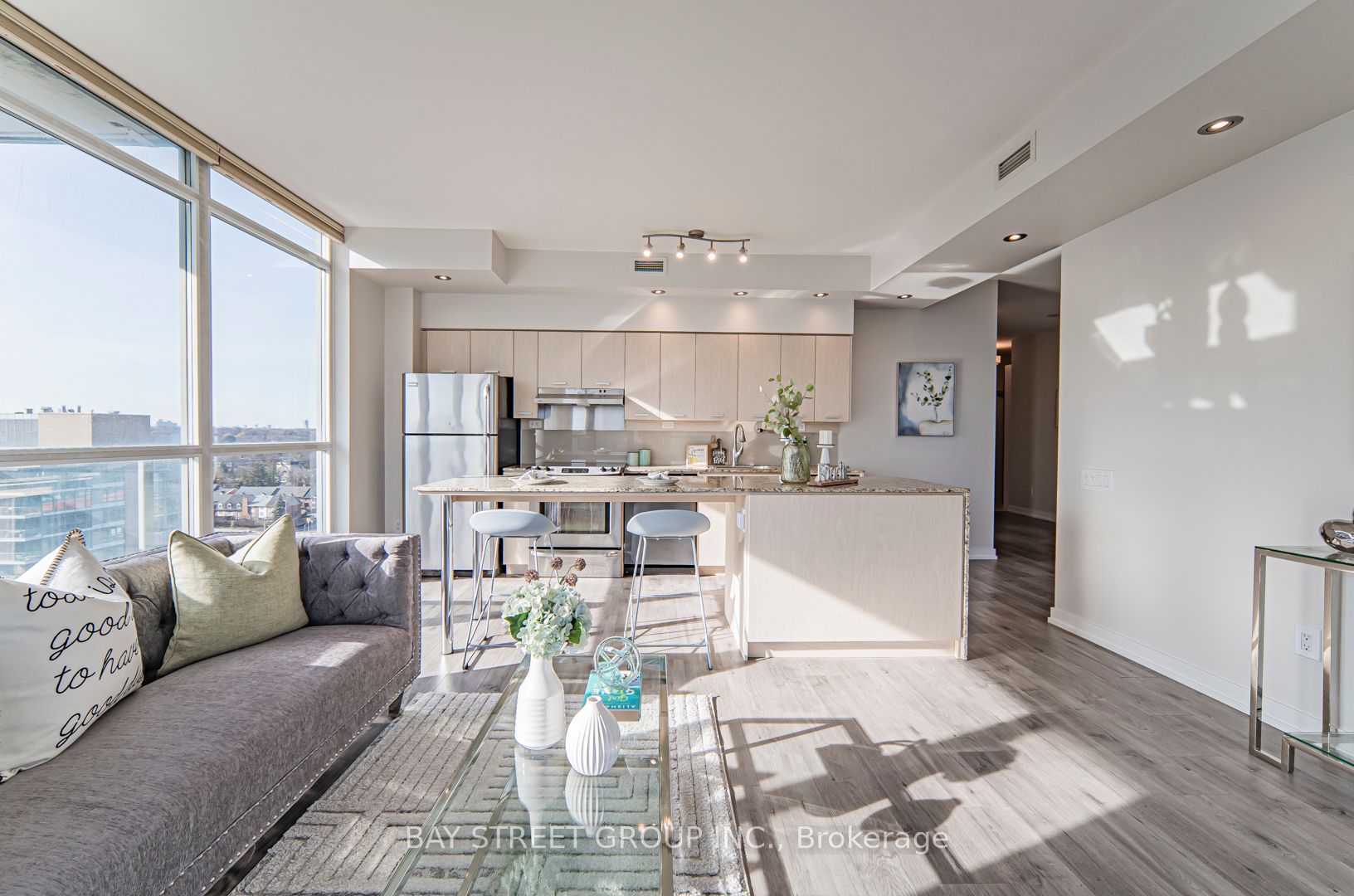 29 Singer Court #1802