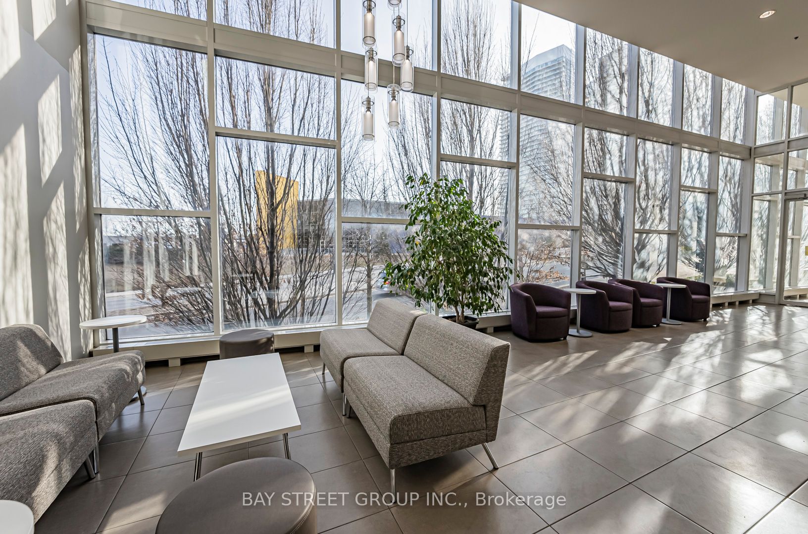 29 Singer Court #1802