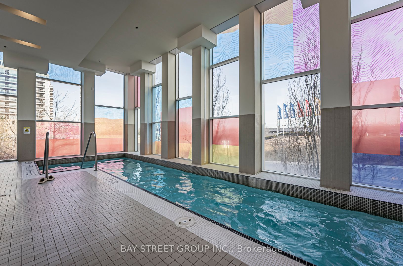 29 Singer Court #1802