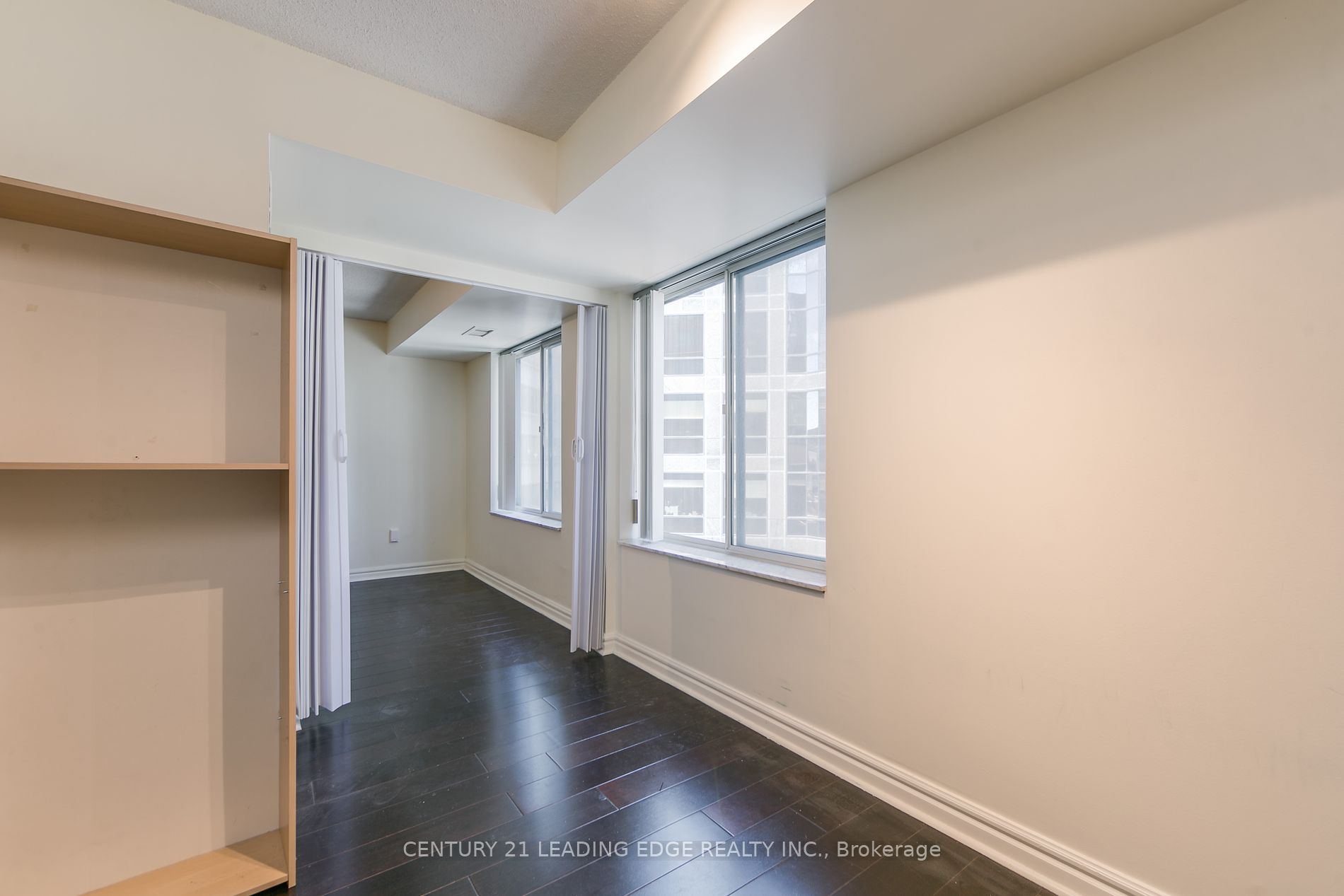 33 University Ave, #1508