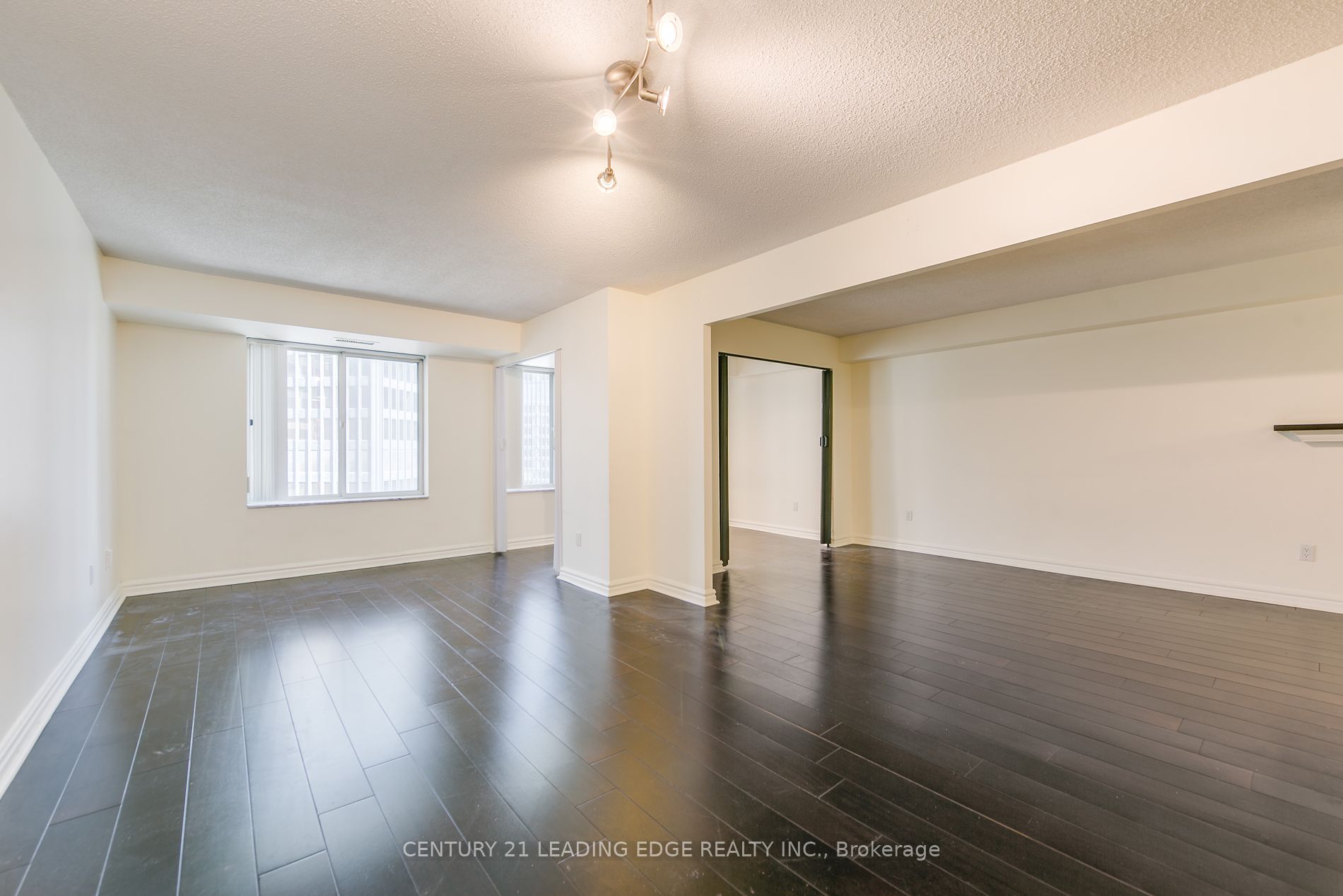 33 University Ave, #1508