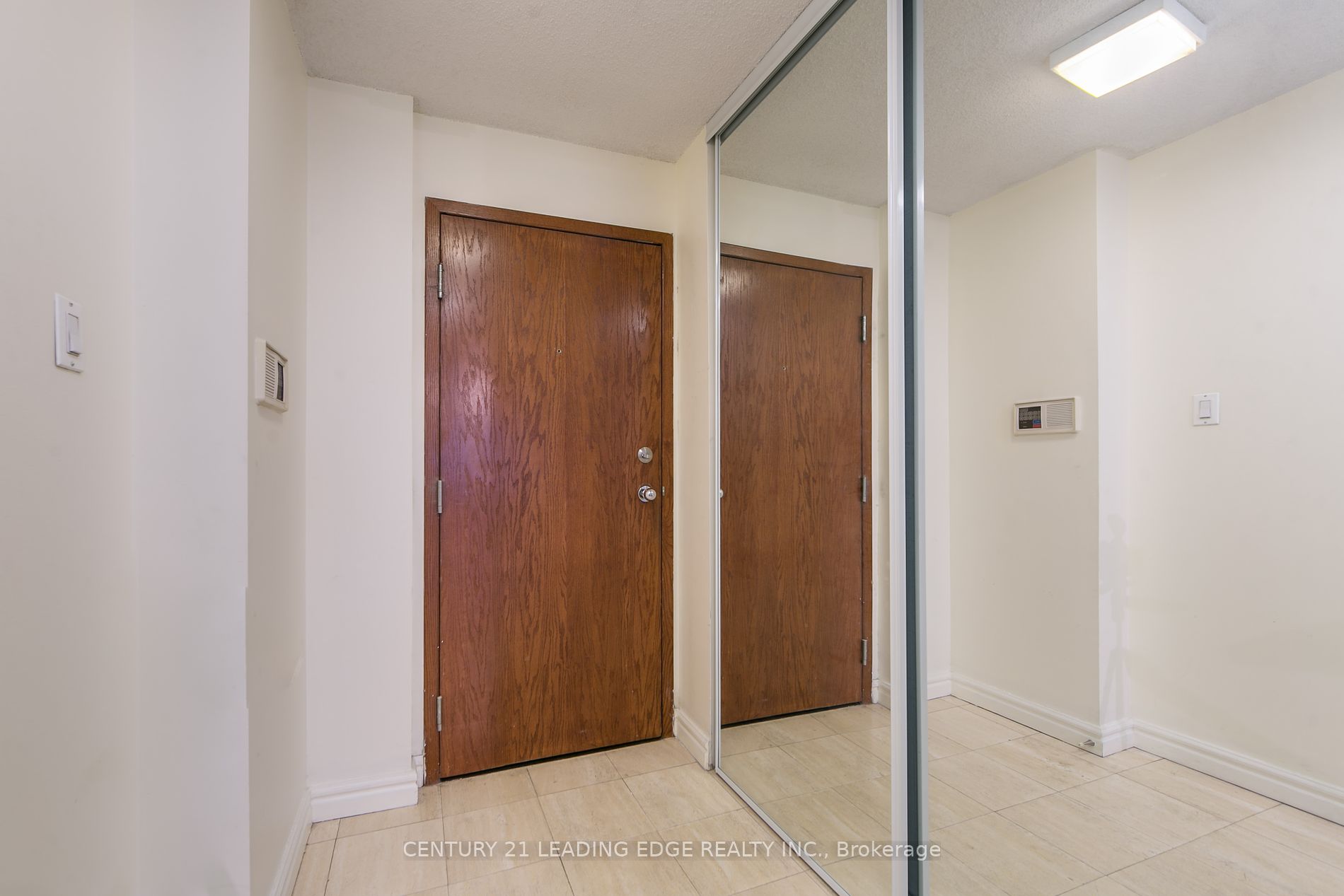 33 University Ave, #1508