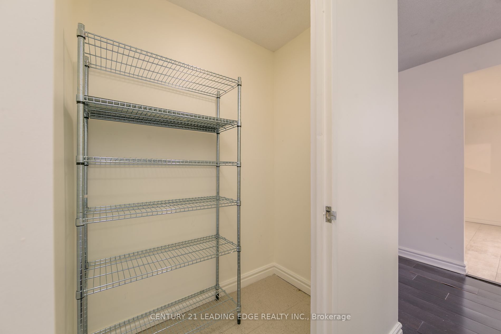 33 University Ave, #1508