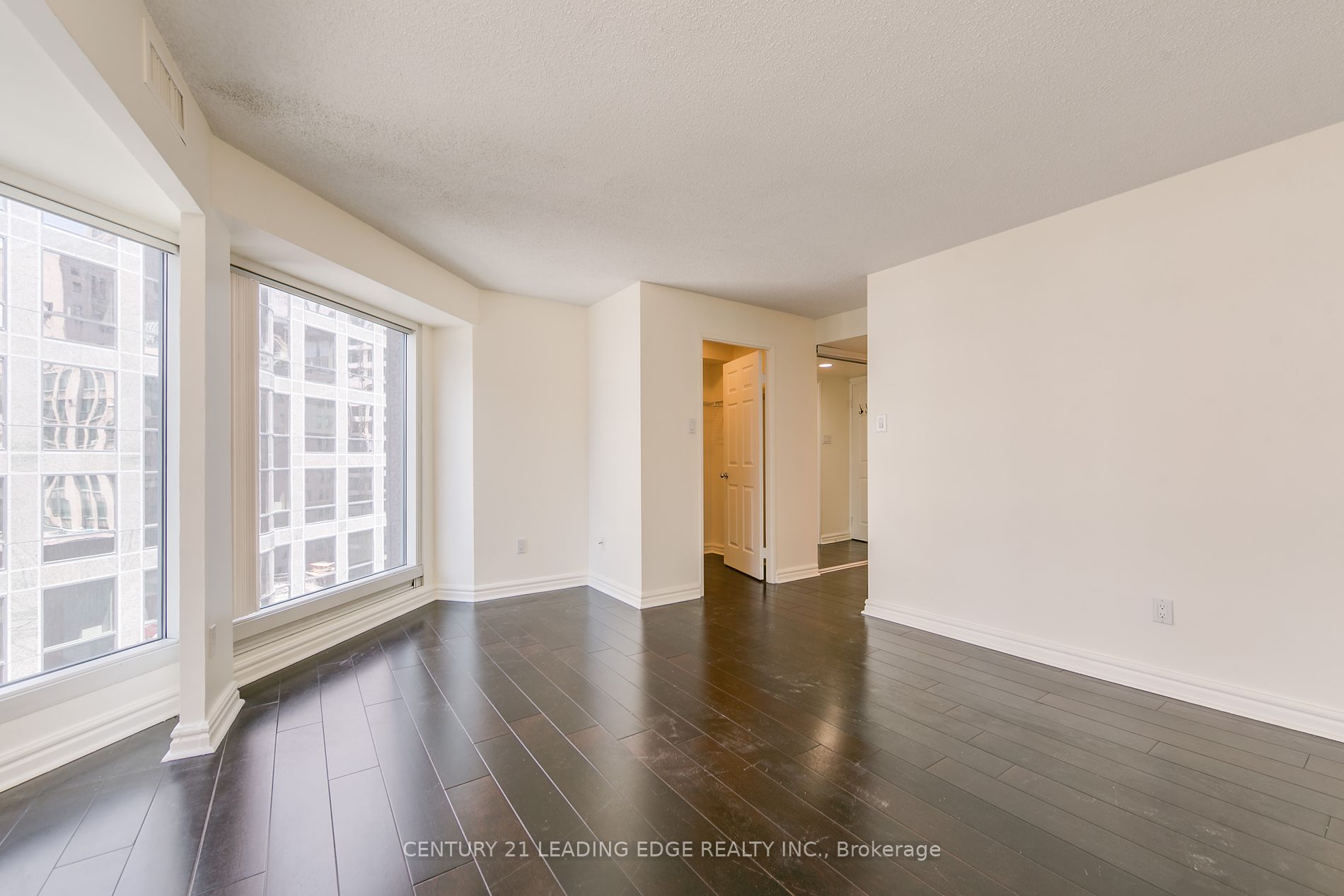 33 University Ave, #1508