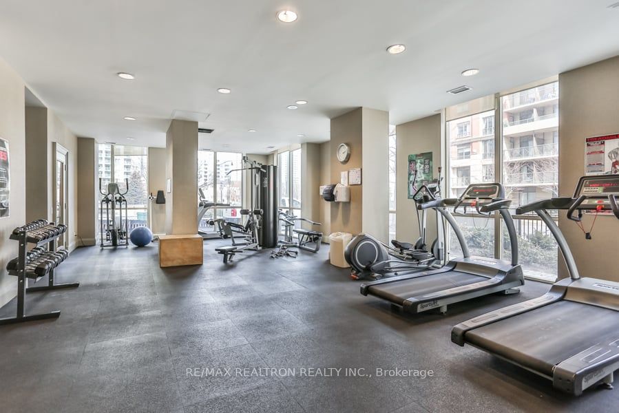 30 Harrison Garden Boulevard, #2509