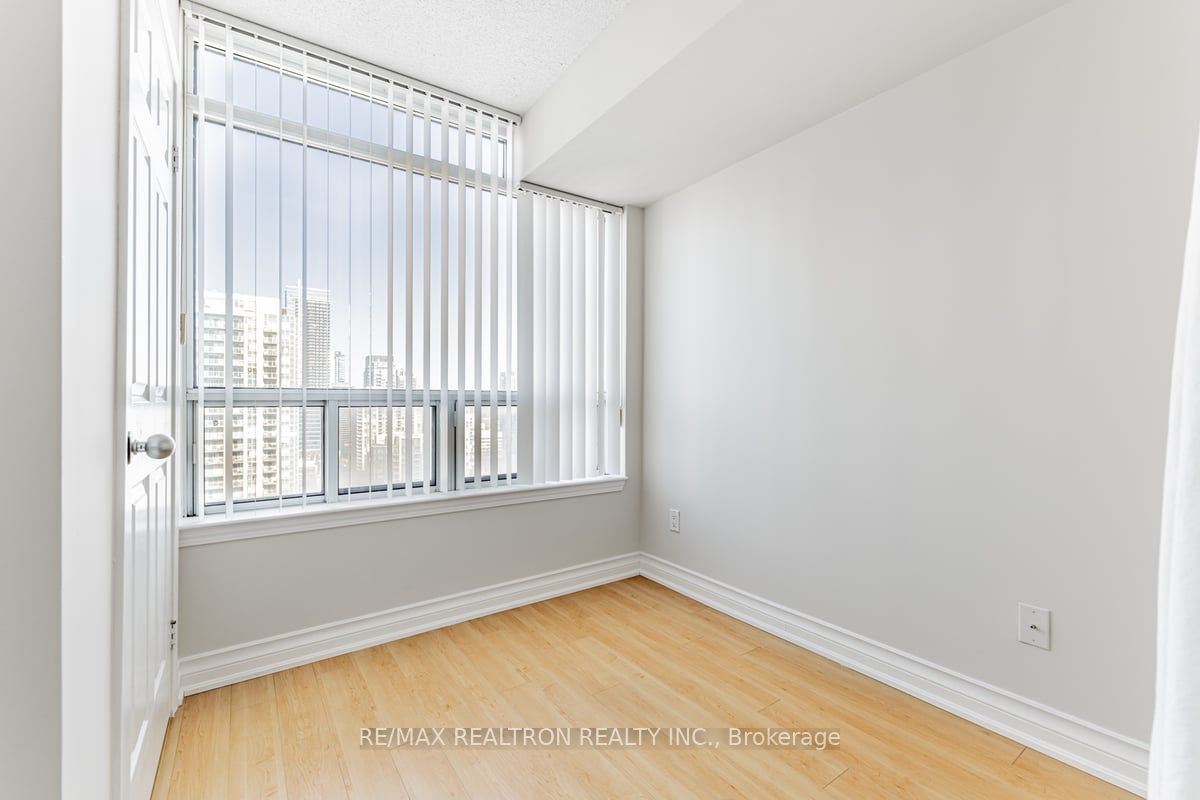 30 Harrison Garden Boulevard, #2509