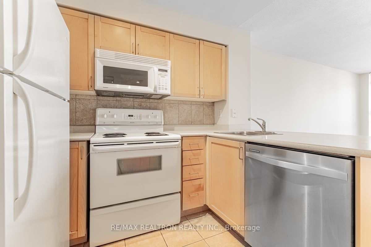 30 Harrison Garden Boulevard, #2509