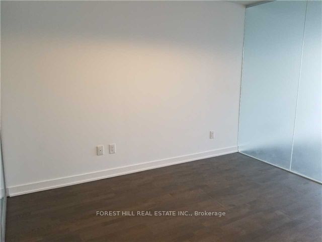 629 King St W, #1110