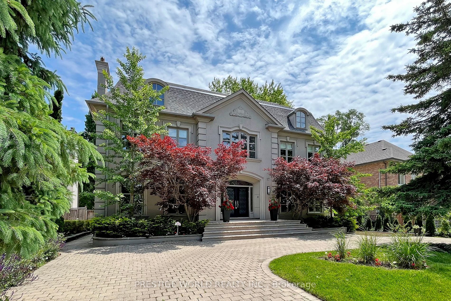 37 Rollscourt Drive