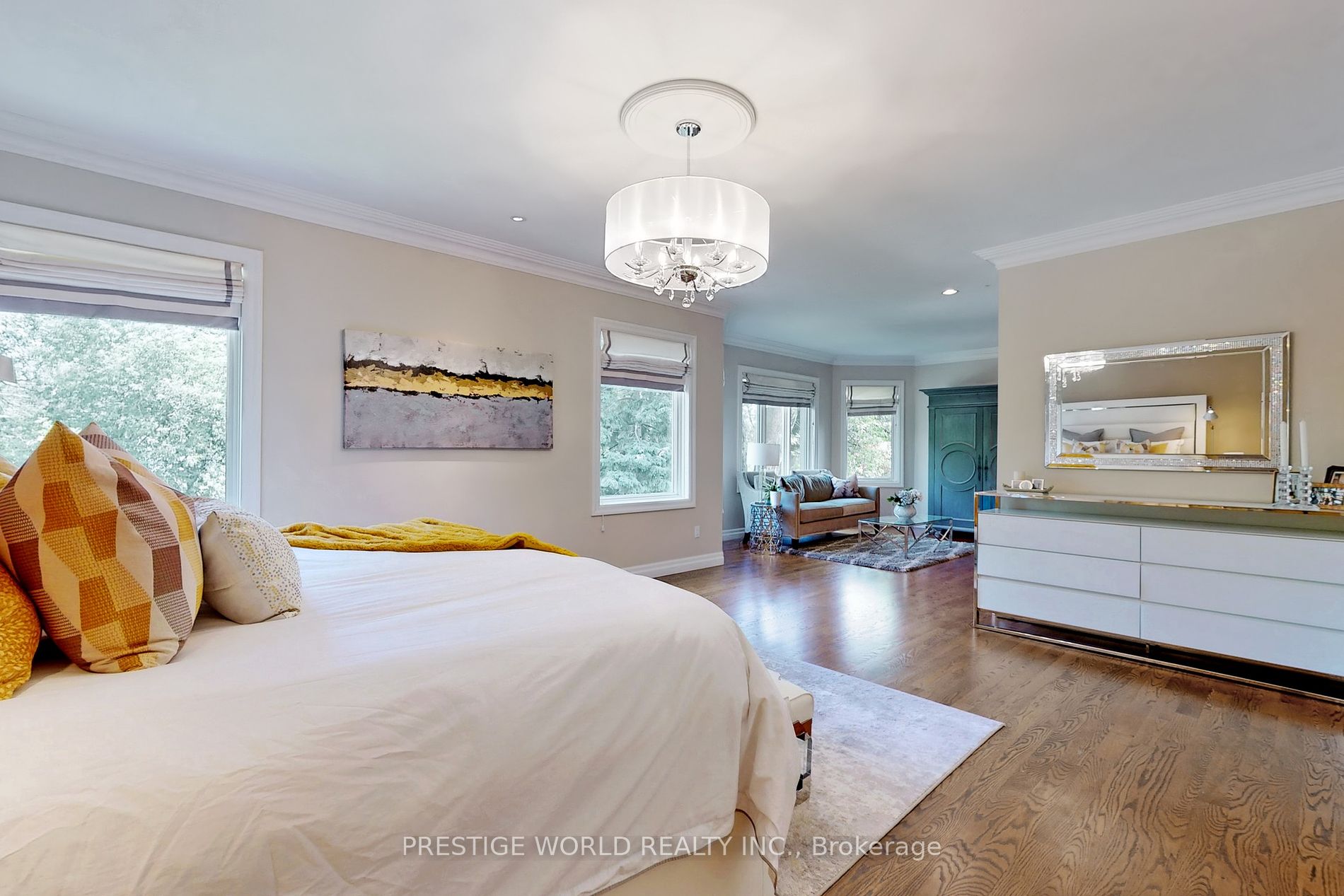 37 Rollscourt Drive