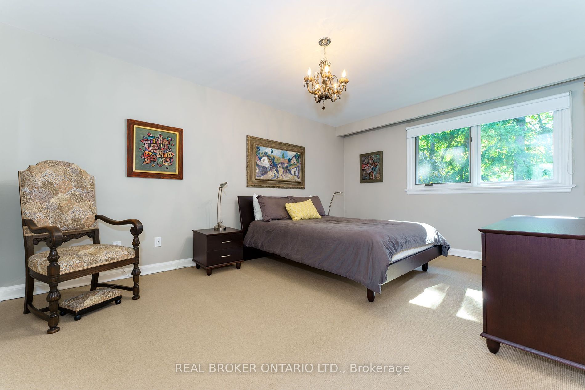 21 Sunnydene Crescent