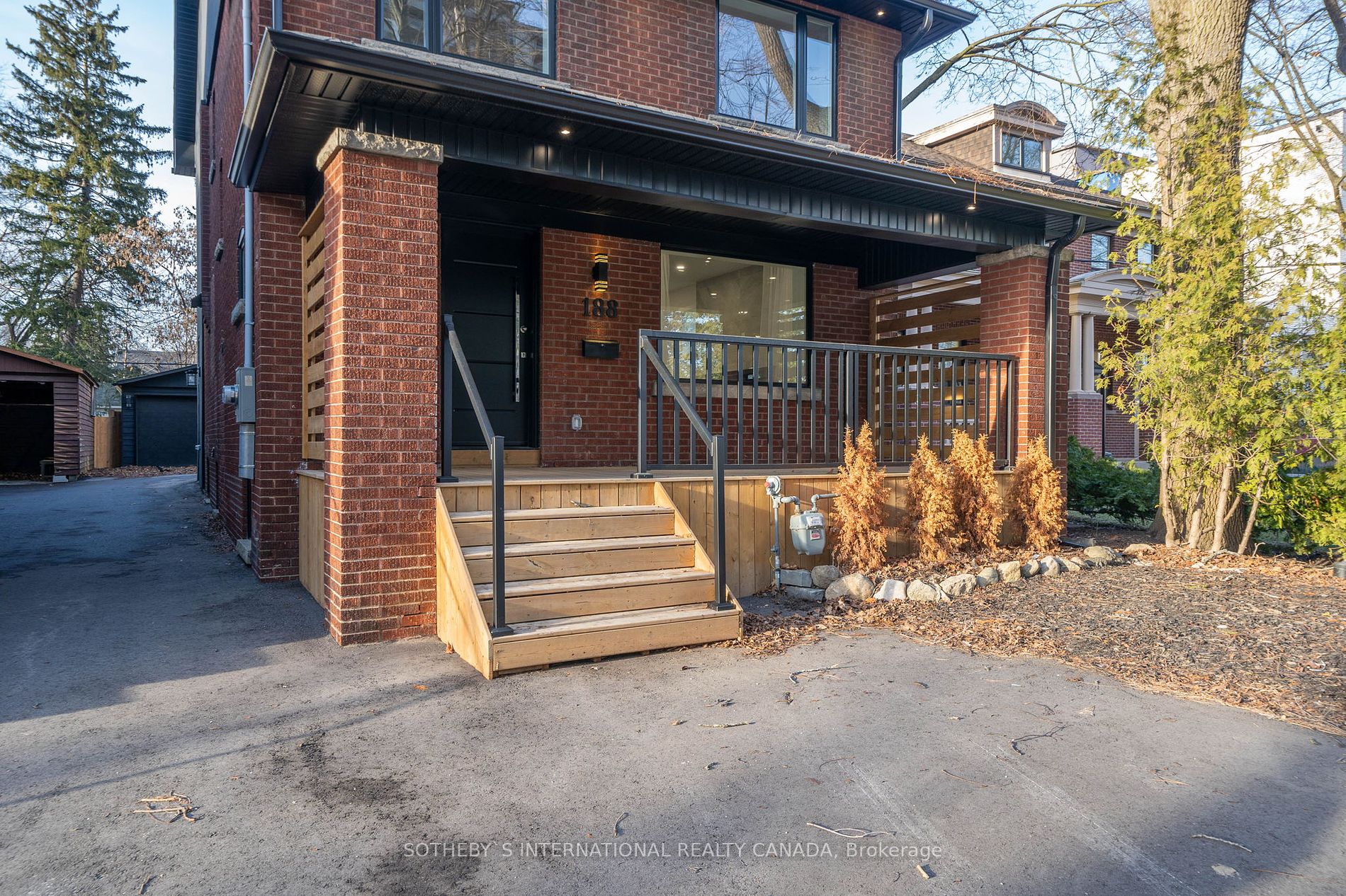 188 Keewatin Avenue
