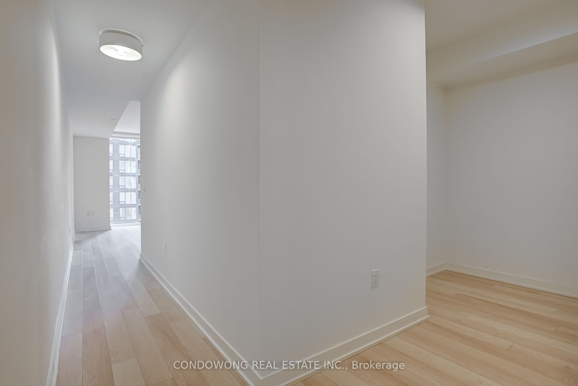 357 King Street W, #2005