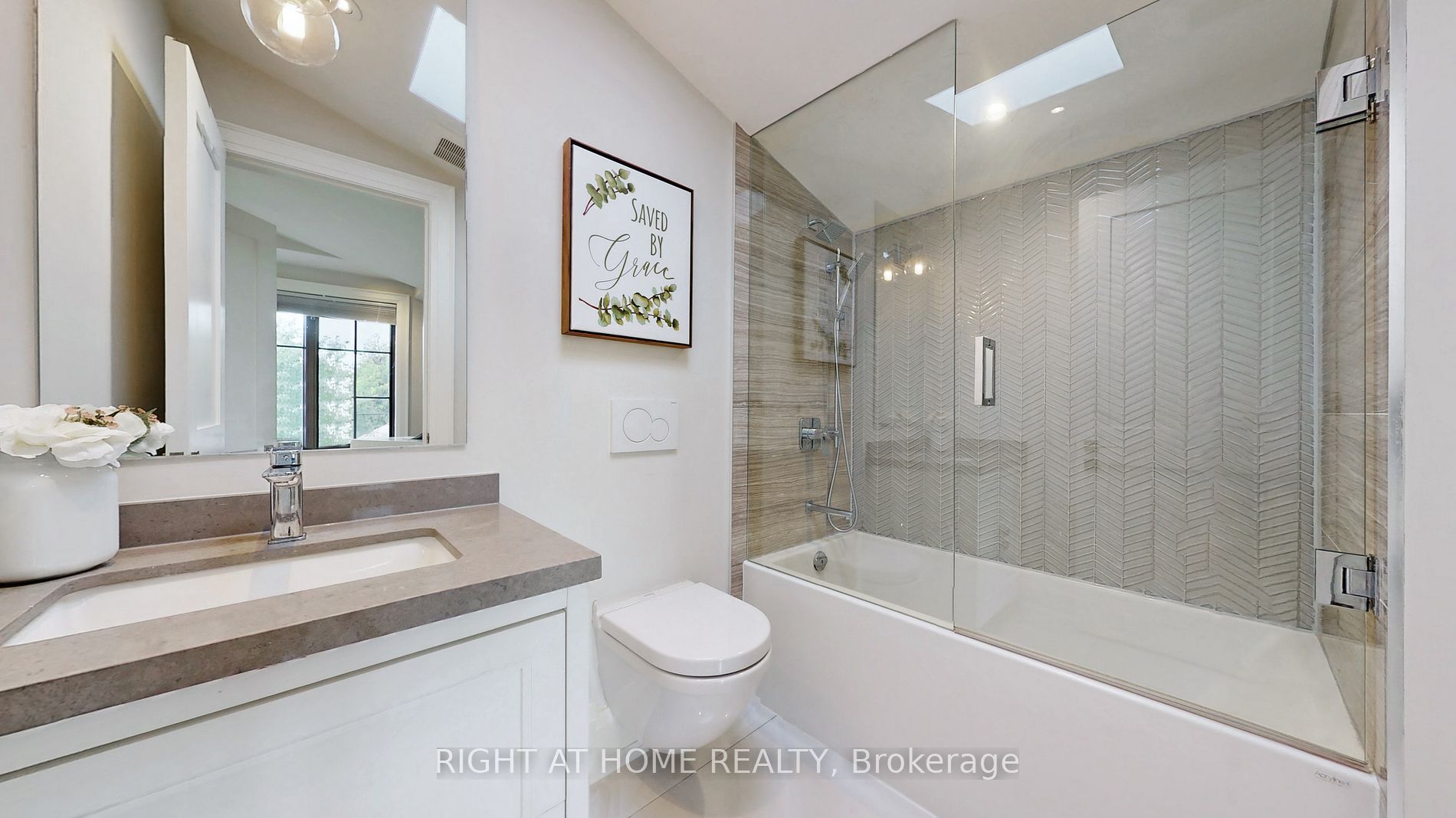 100 Parklea Dr