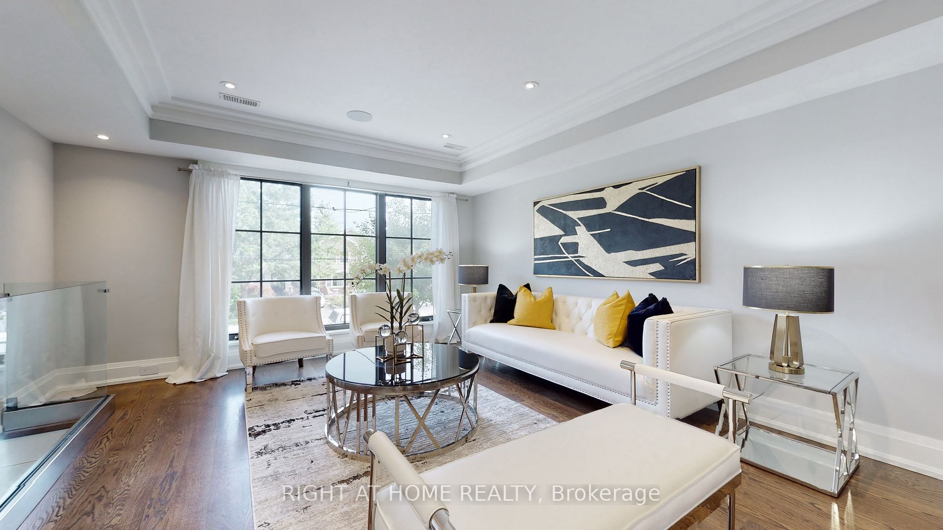 100 Parklea Dr