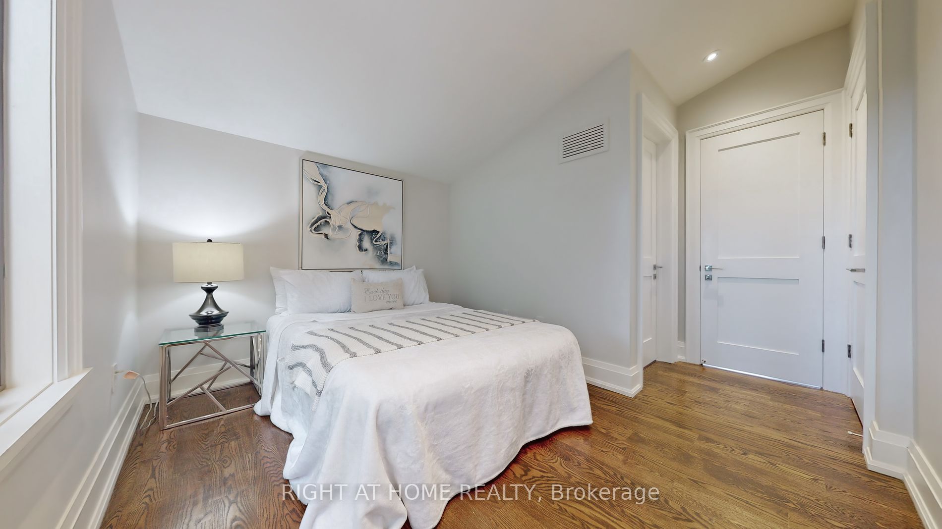 100 Parklea Dr
