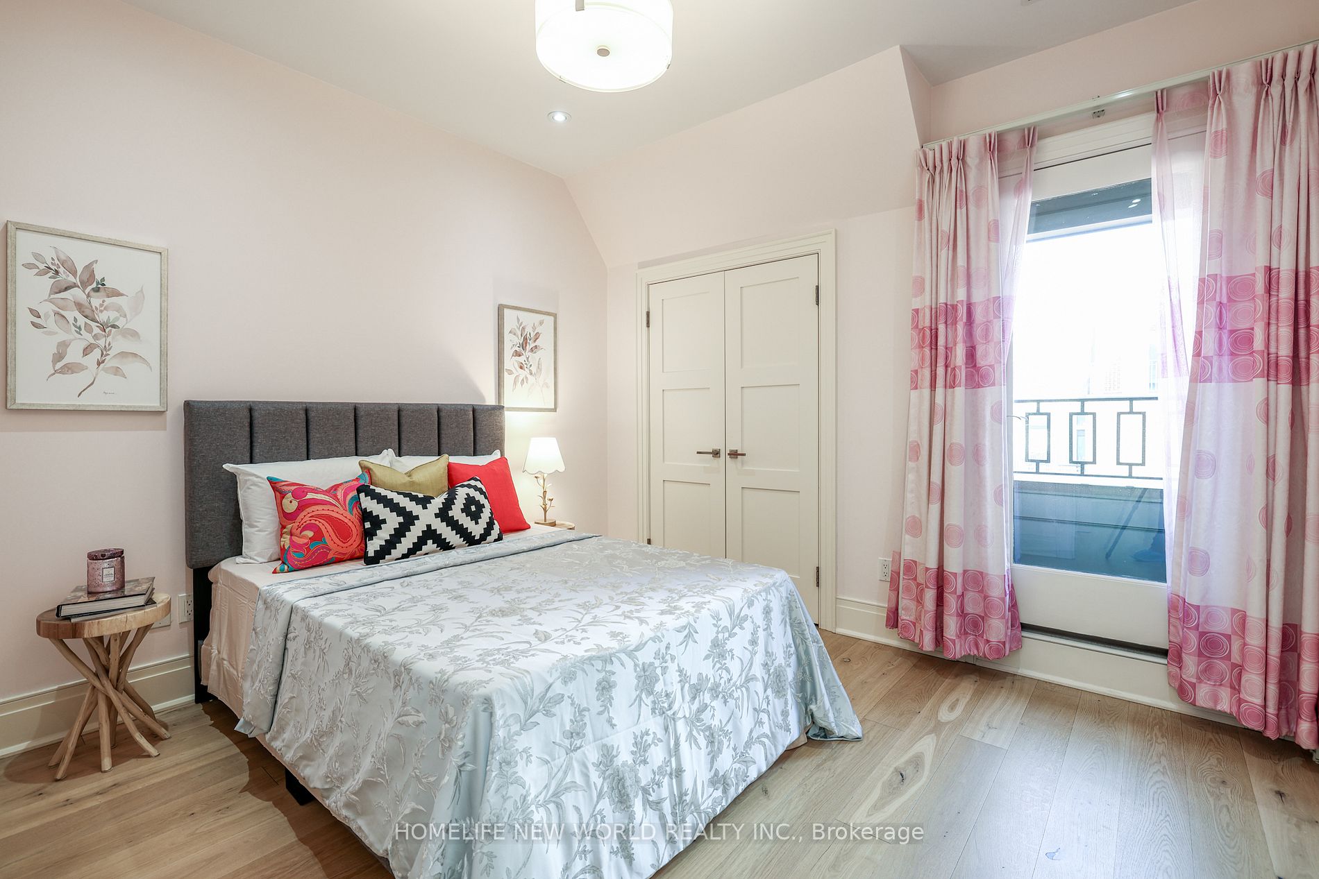 9 Dunvegan Rd
