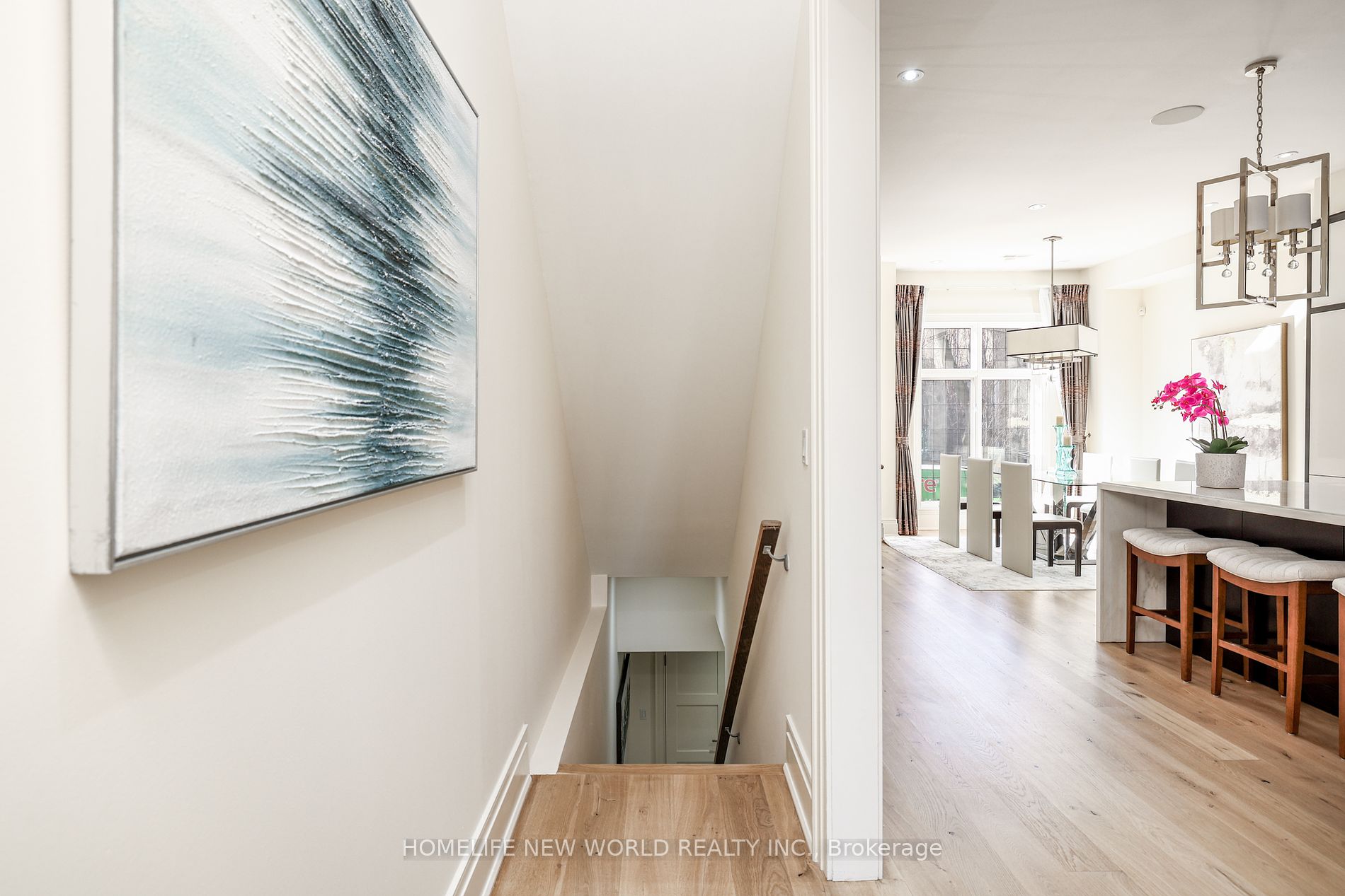 9 Dunvegan Rd