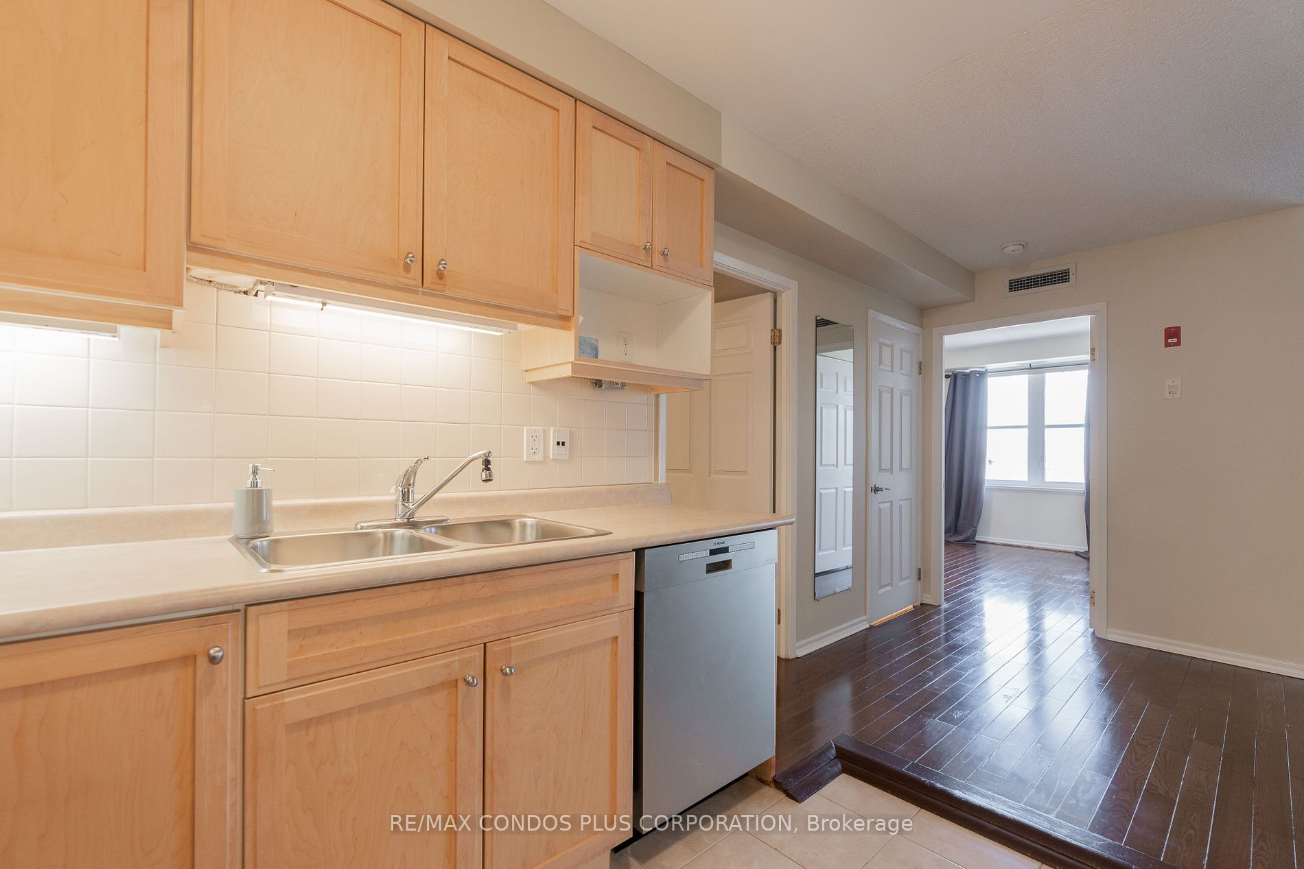645 Millwood Road, #305