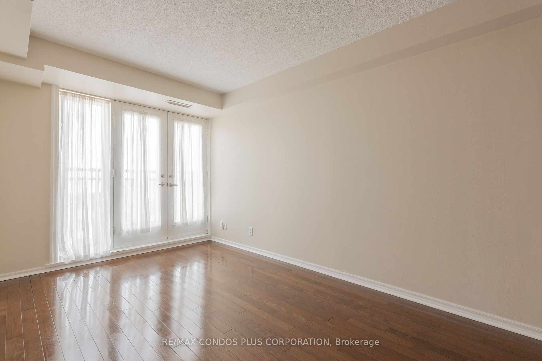 645 Millwood Road, #305