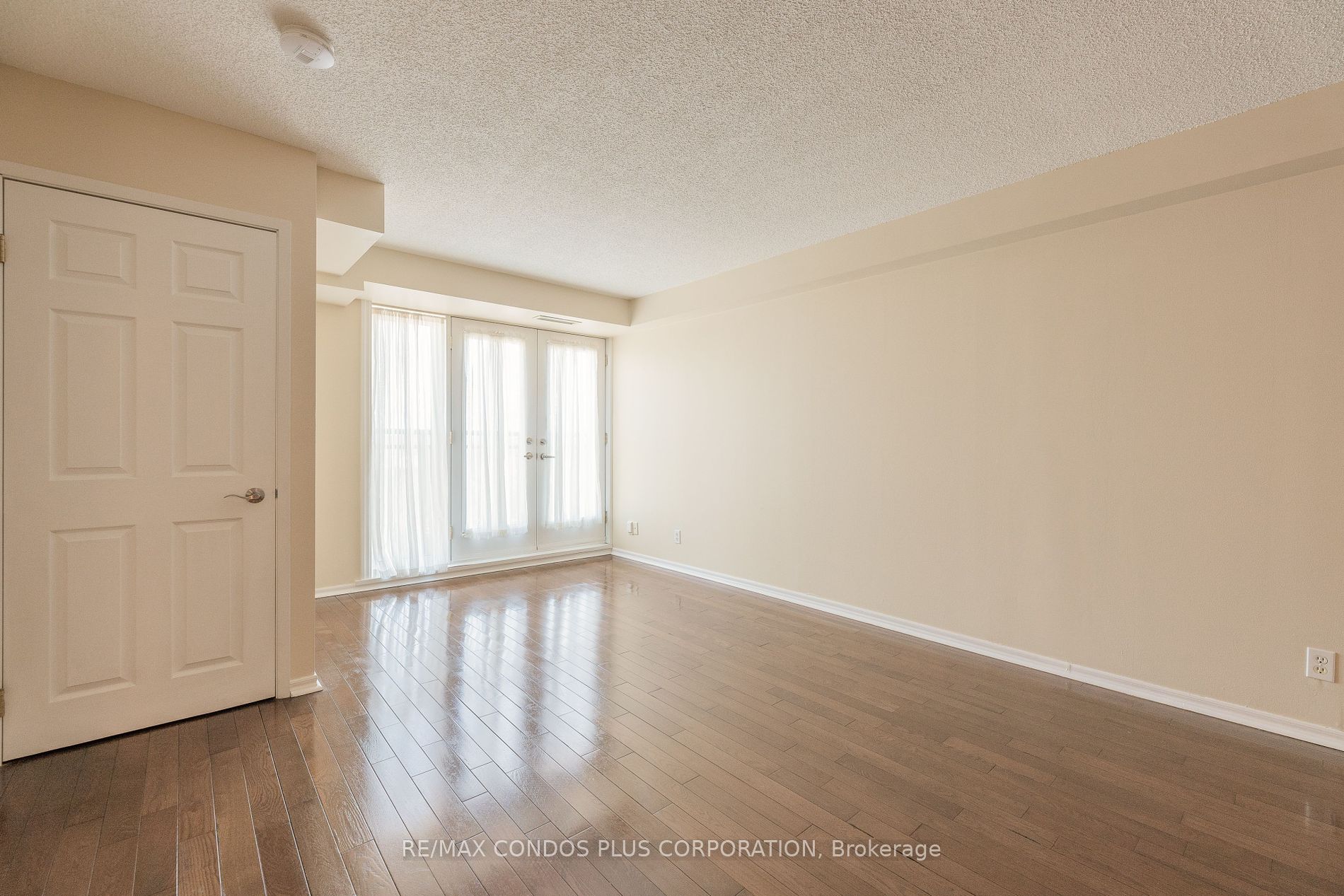 645 Millwood Road, #305