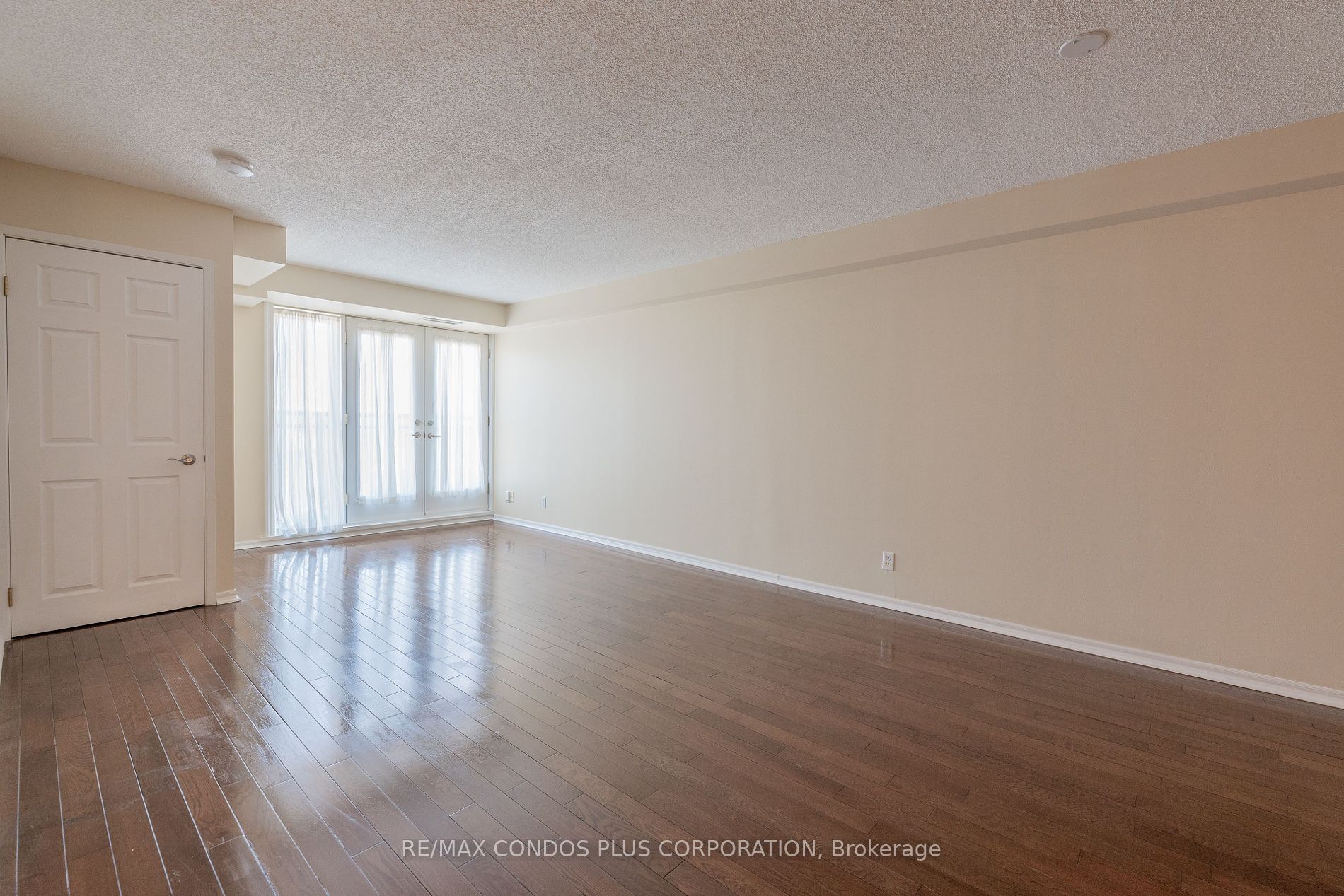 645 Millwood Road, #305