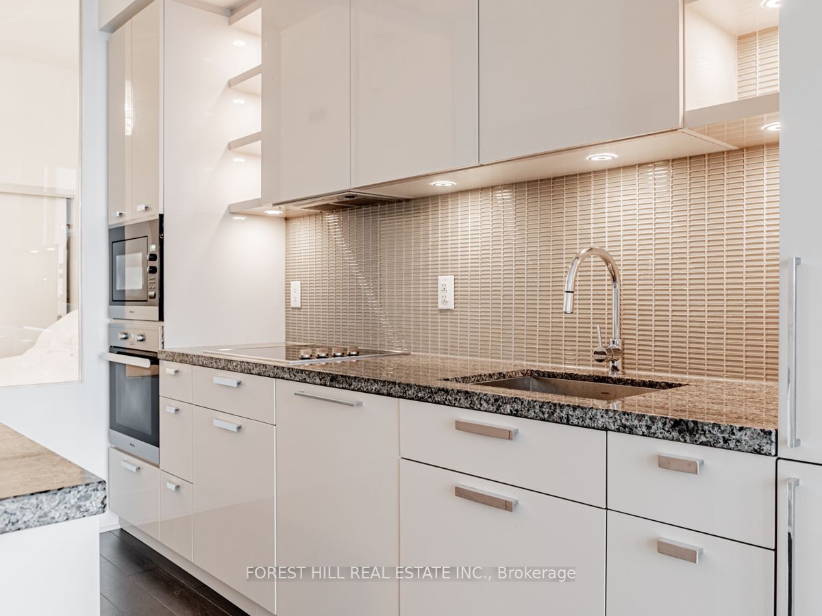 32 Davenport Road #2505