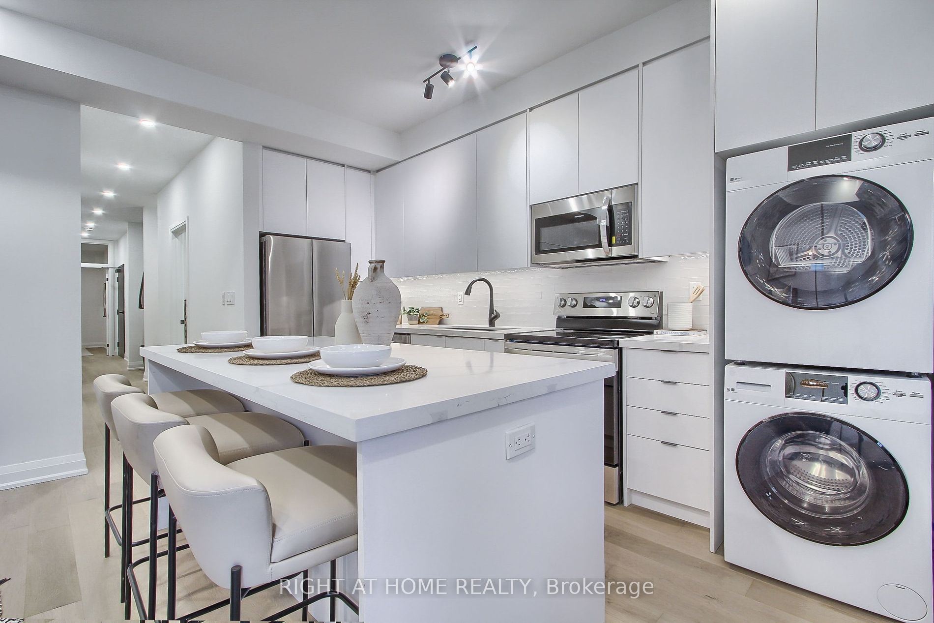 1201 Dovercourt Road #Unit 2