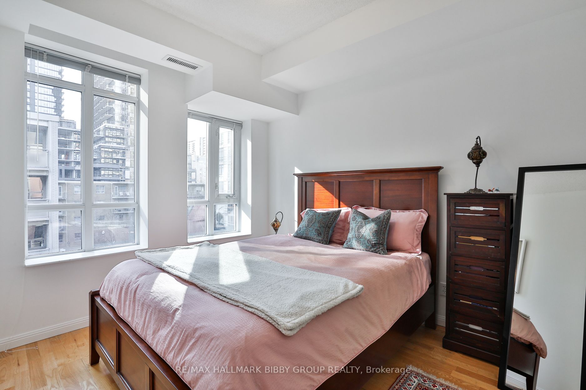 900 Mount Pleasant Road #426