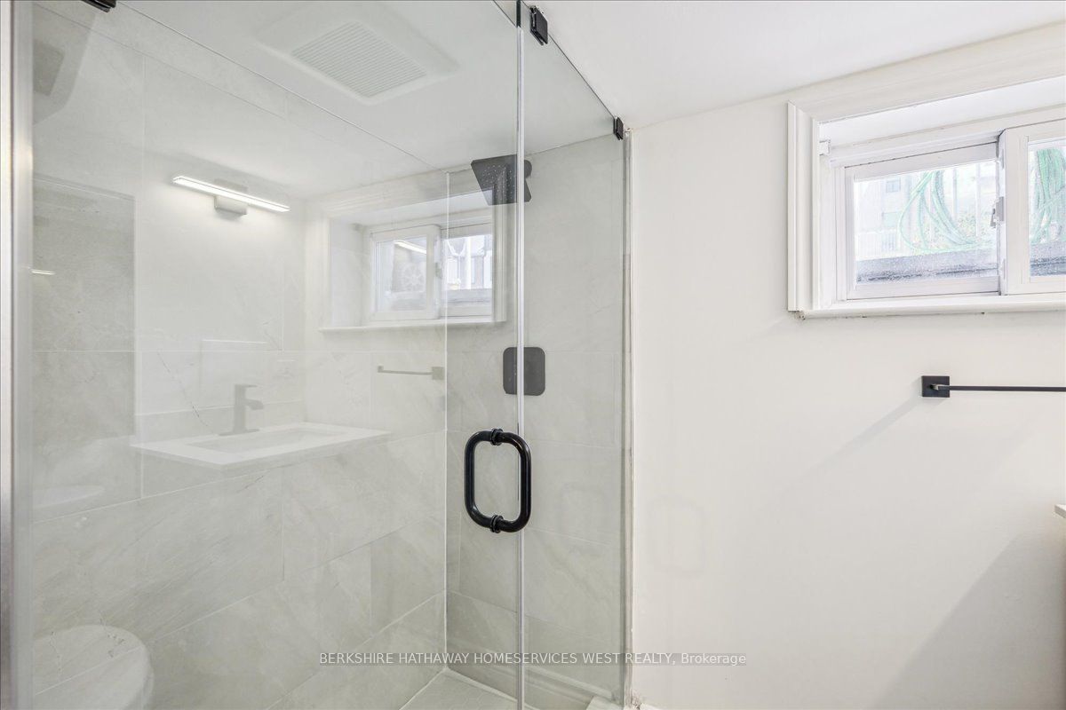 37 Collahie Street, #MAIN