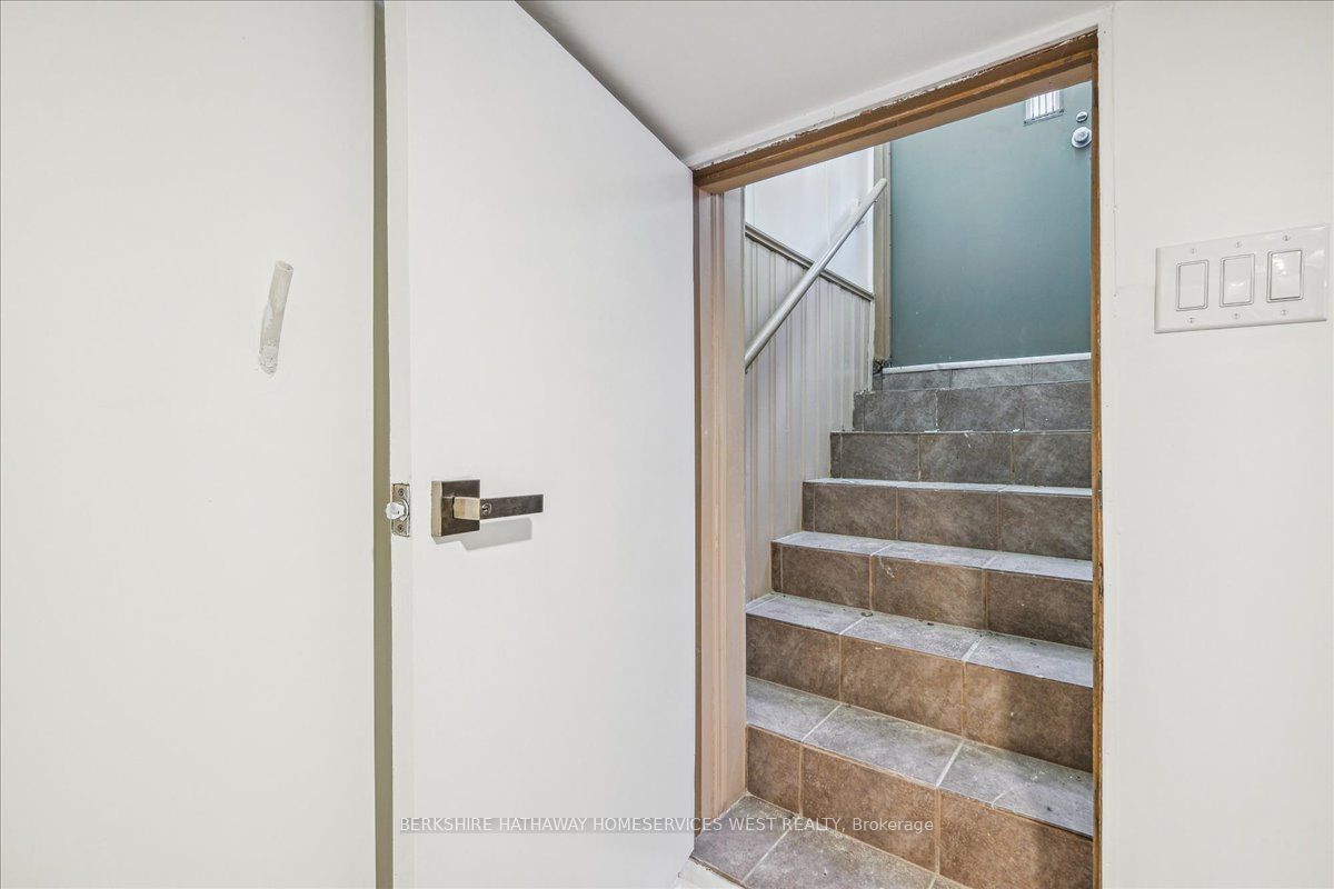 37 Collahie Street, #MAIN