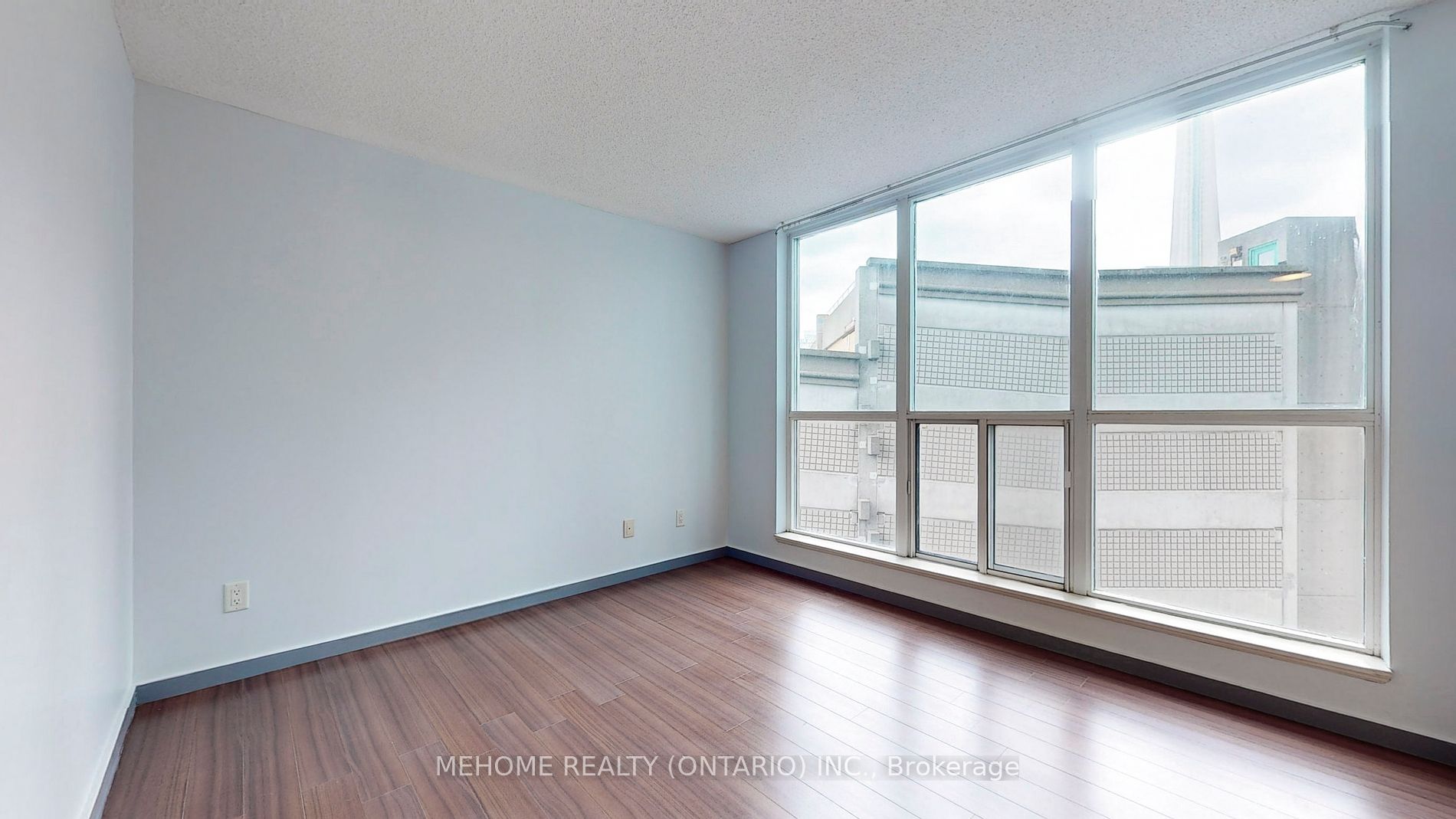 8 York St, #612
