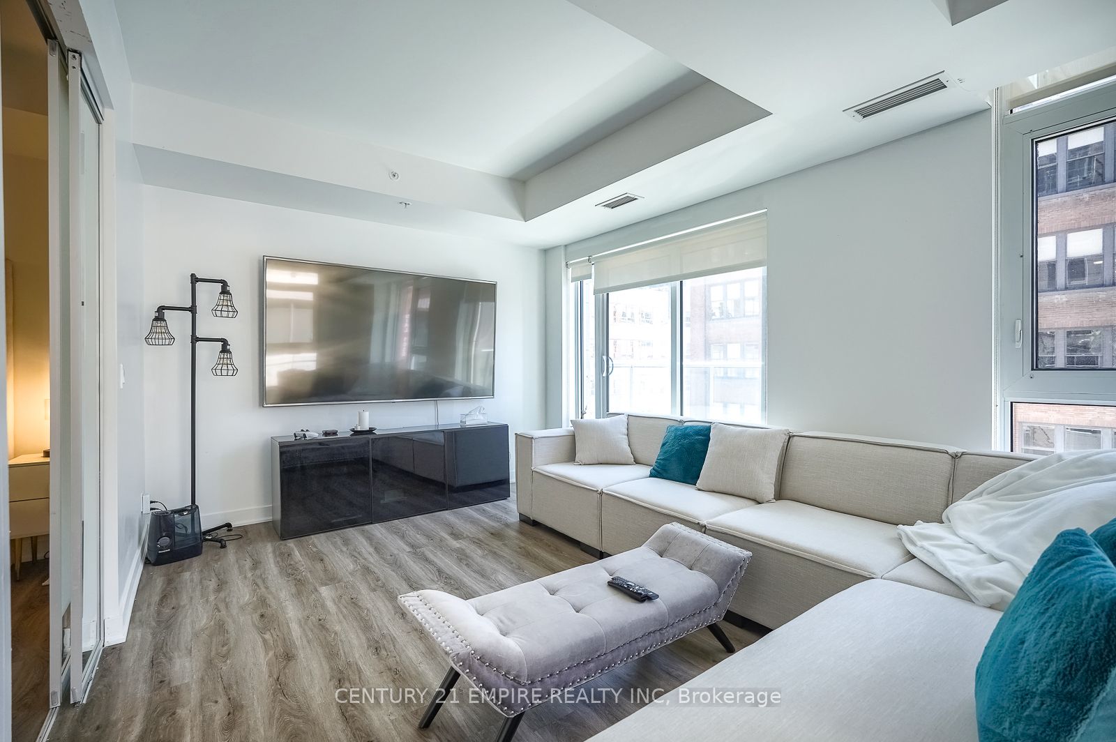 30 Nelson Street #325