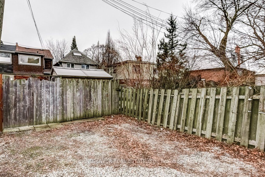 356 Soudan Avenue