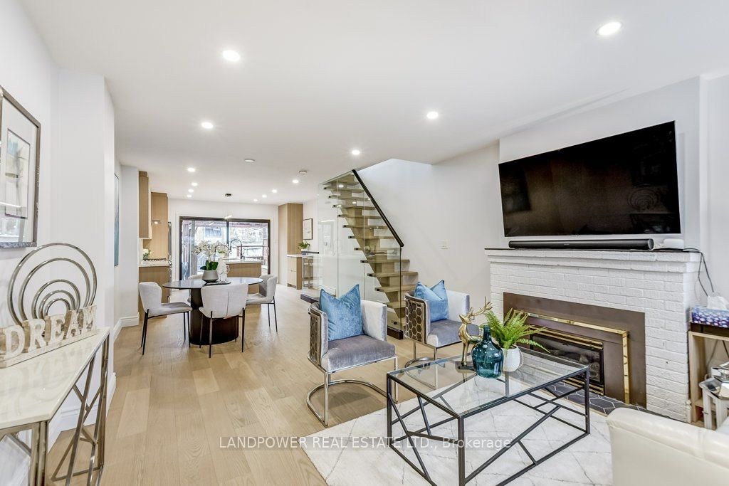 356 Soudan Avenue
